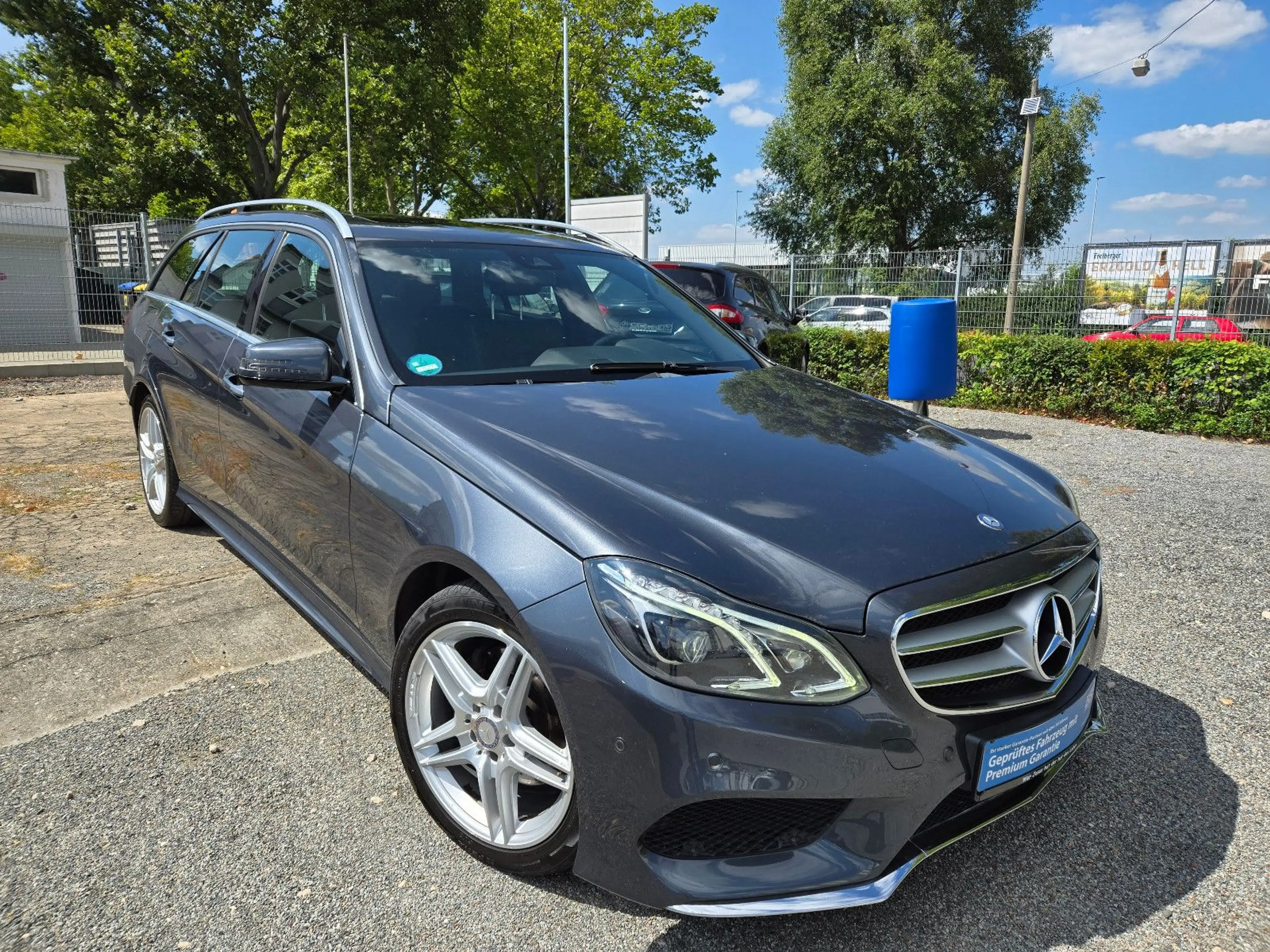 Mercedes-Benz E 250 E T-Modell E 250 CGI AMG — photo 9