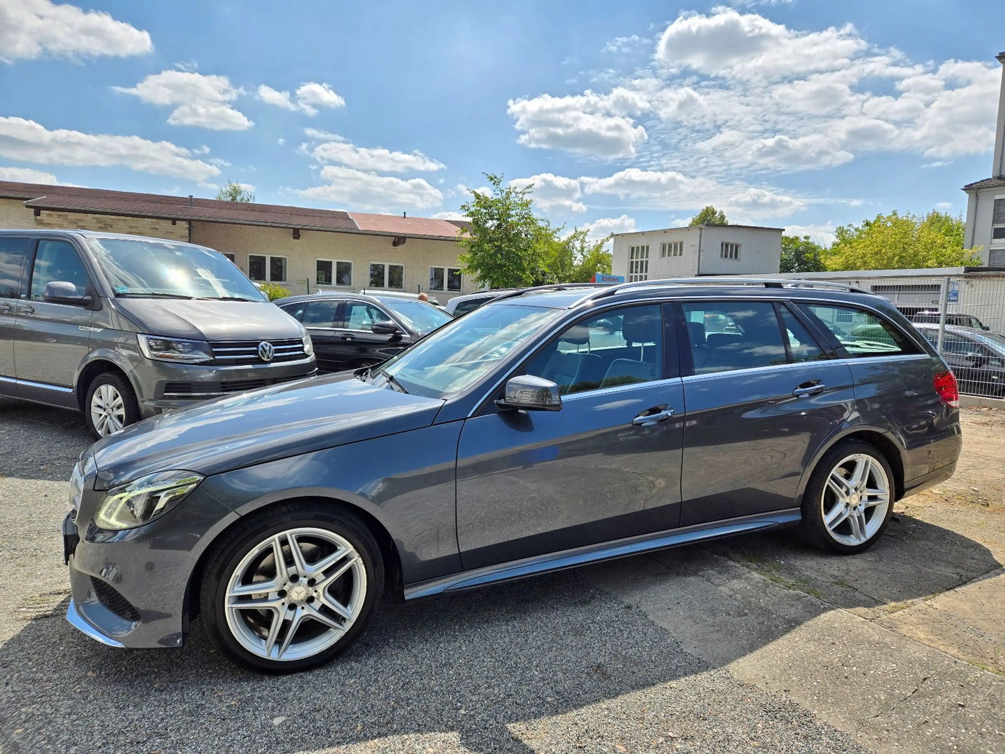 Mercedes-Benz E 250 E T-Modell E 250 CGI AMG — photo 3