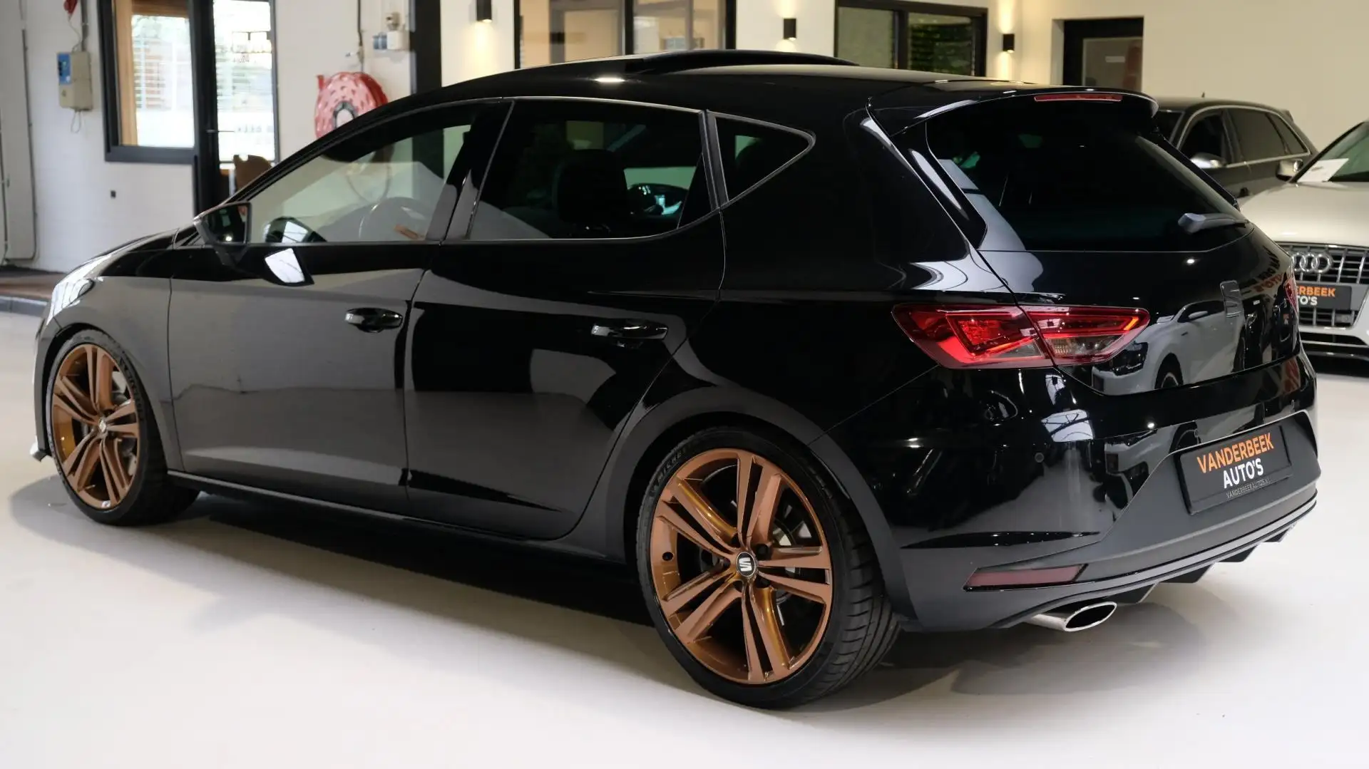 SEAT Leon 2.0 TSI Cupra 290 Edition|Pano|Vol! Černá - 2