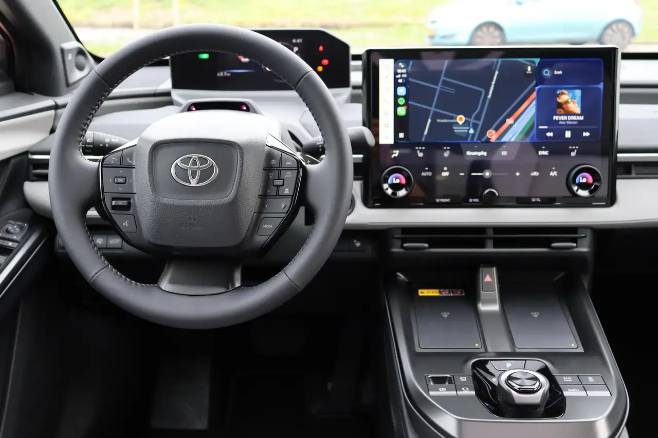 Toyota C-HR 2026 — фото 14