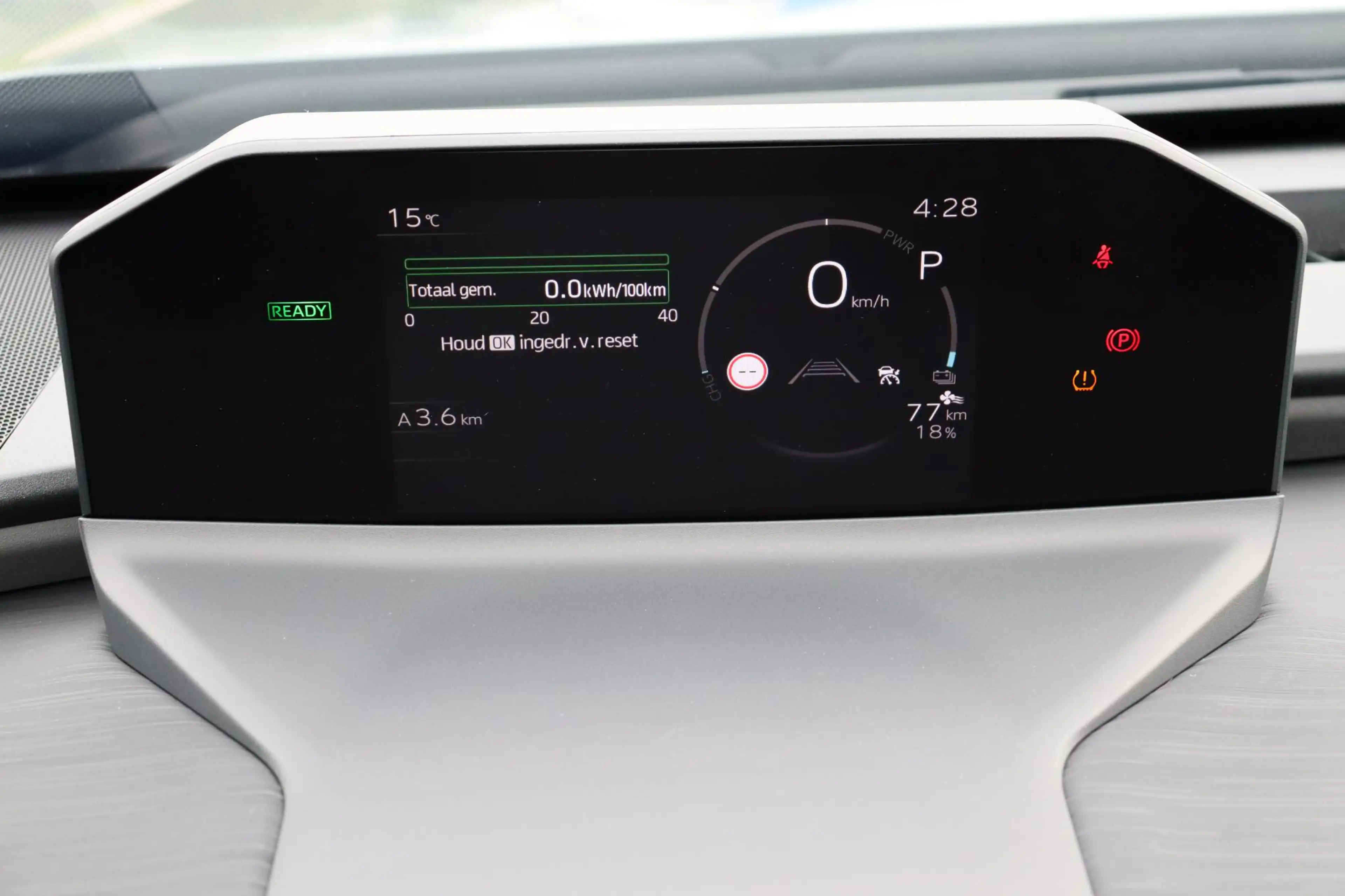 Toyota C-HR+ Executive AWD 77 kWh, Pano, JBL, 360 Camera, Nieuw — photo 11