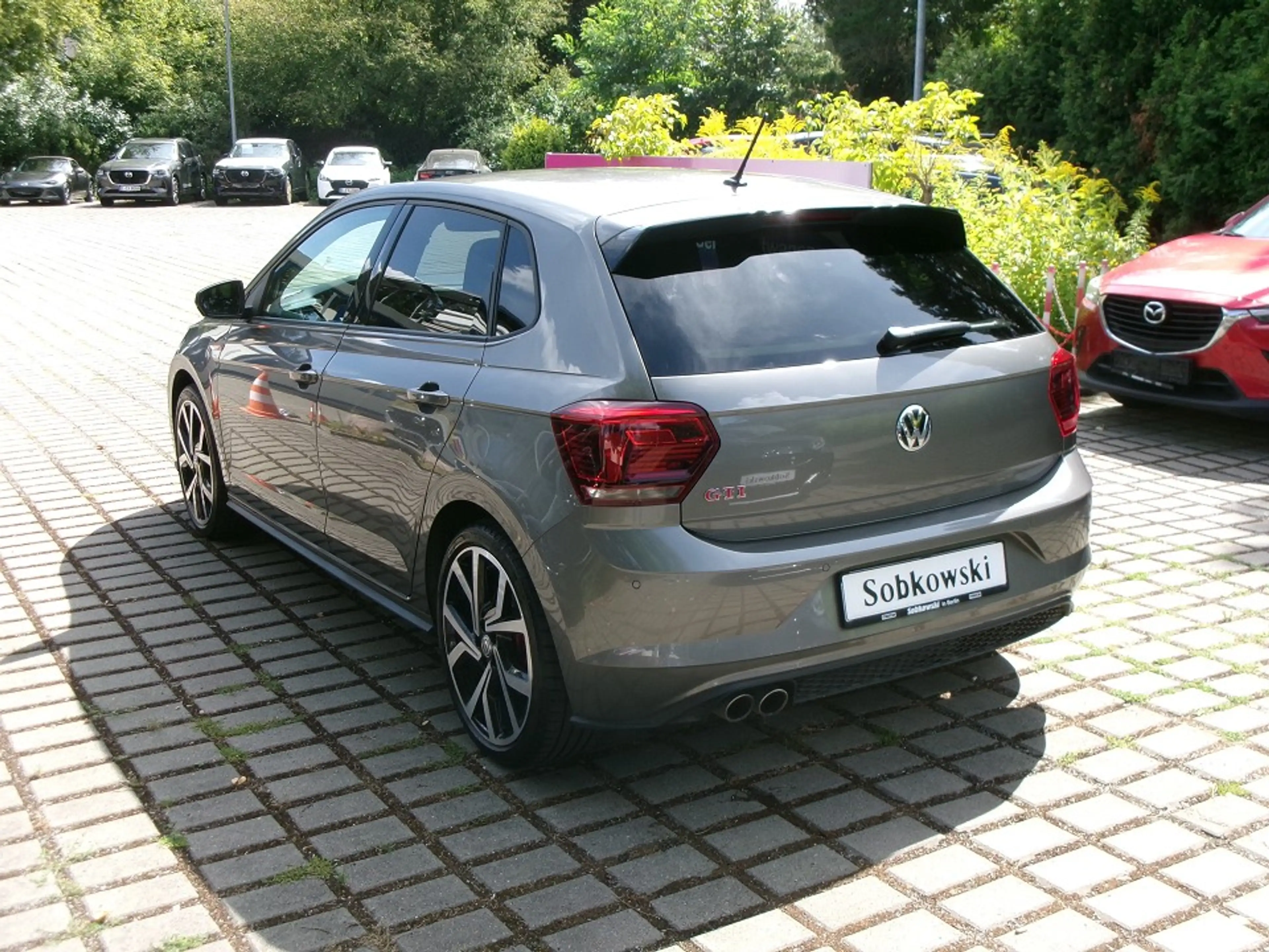 Volkswagen Polo VI GTI DSG — photo 5