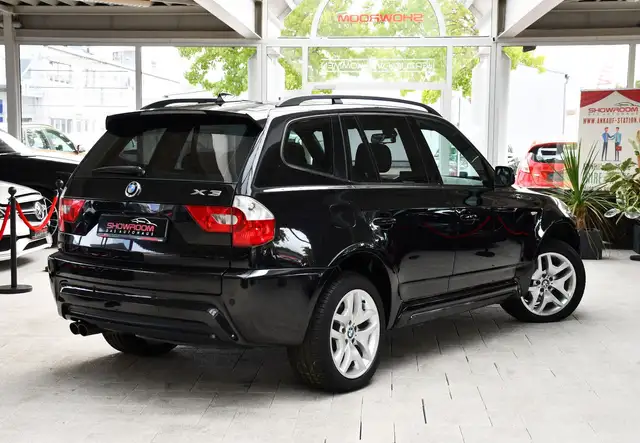 BMW X3 view 2