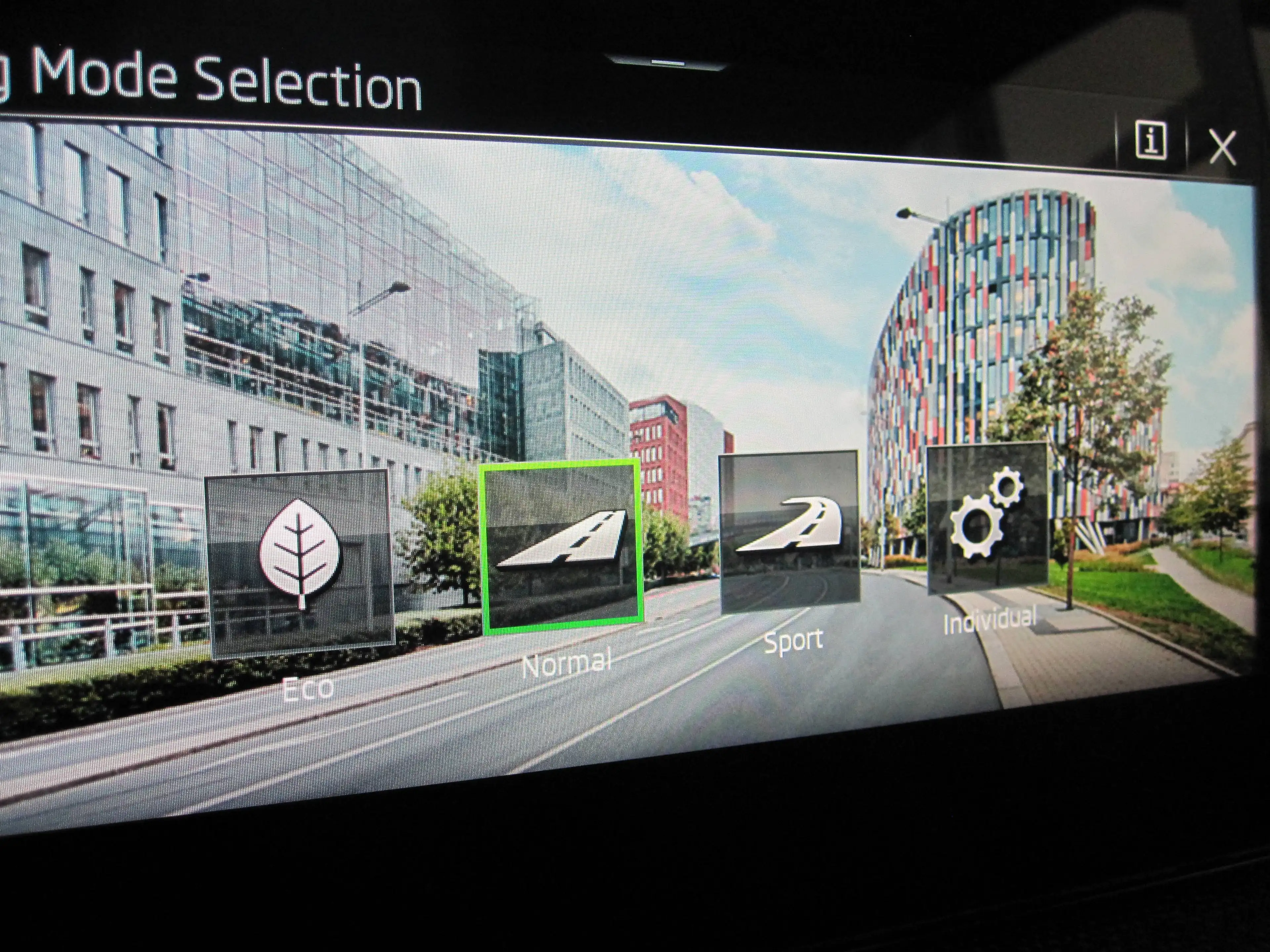 Skoda Kamiq 1.0 TSI Selection DSG/AHK/Alu/SmartLNavi/PDC/CAM/LED — photo 7