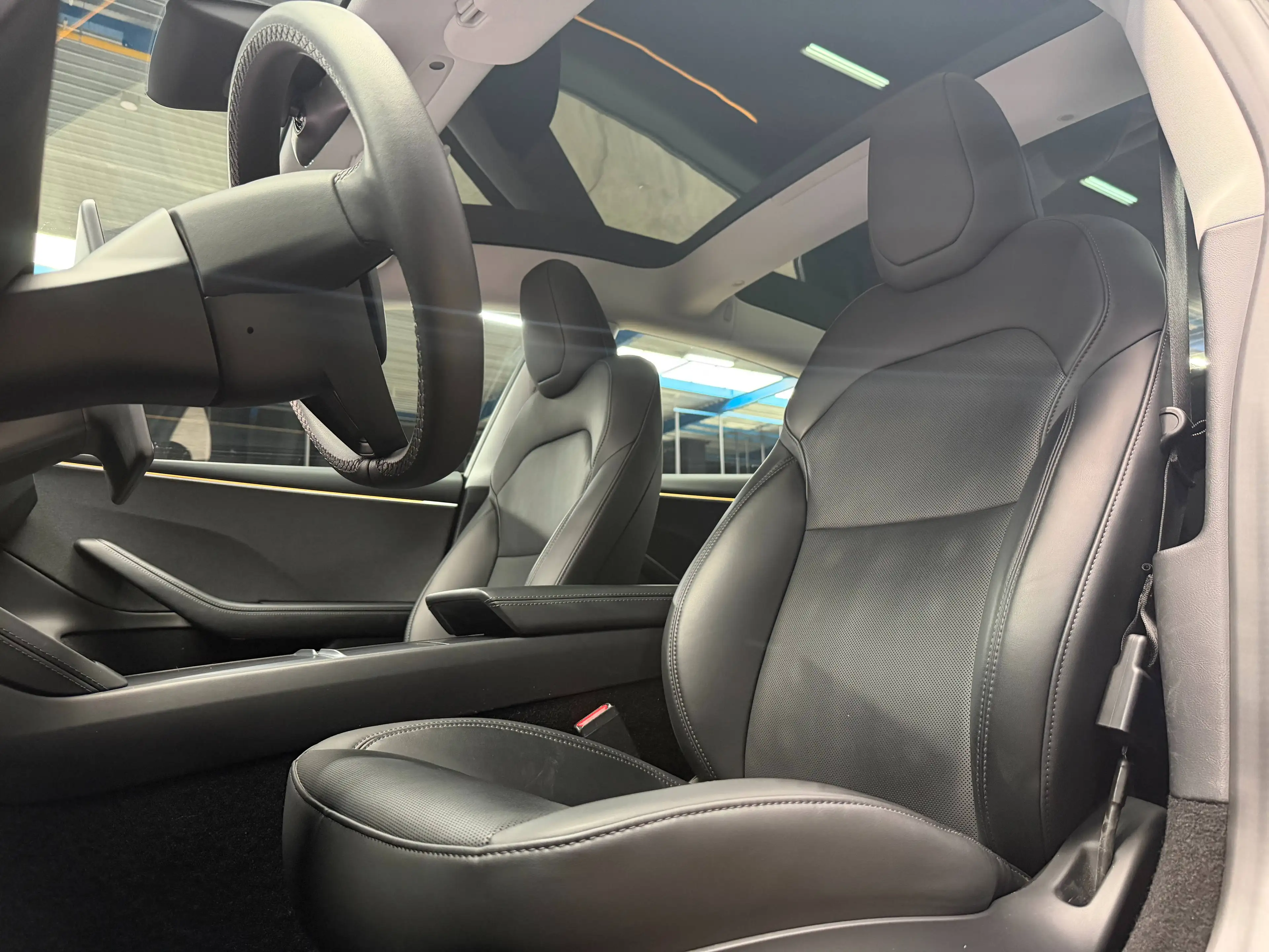 Tesla Model 3 HIGHLAND - RWD - HARDWARE 4 - FSD READY - STEALTH GREY — photo 13