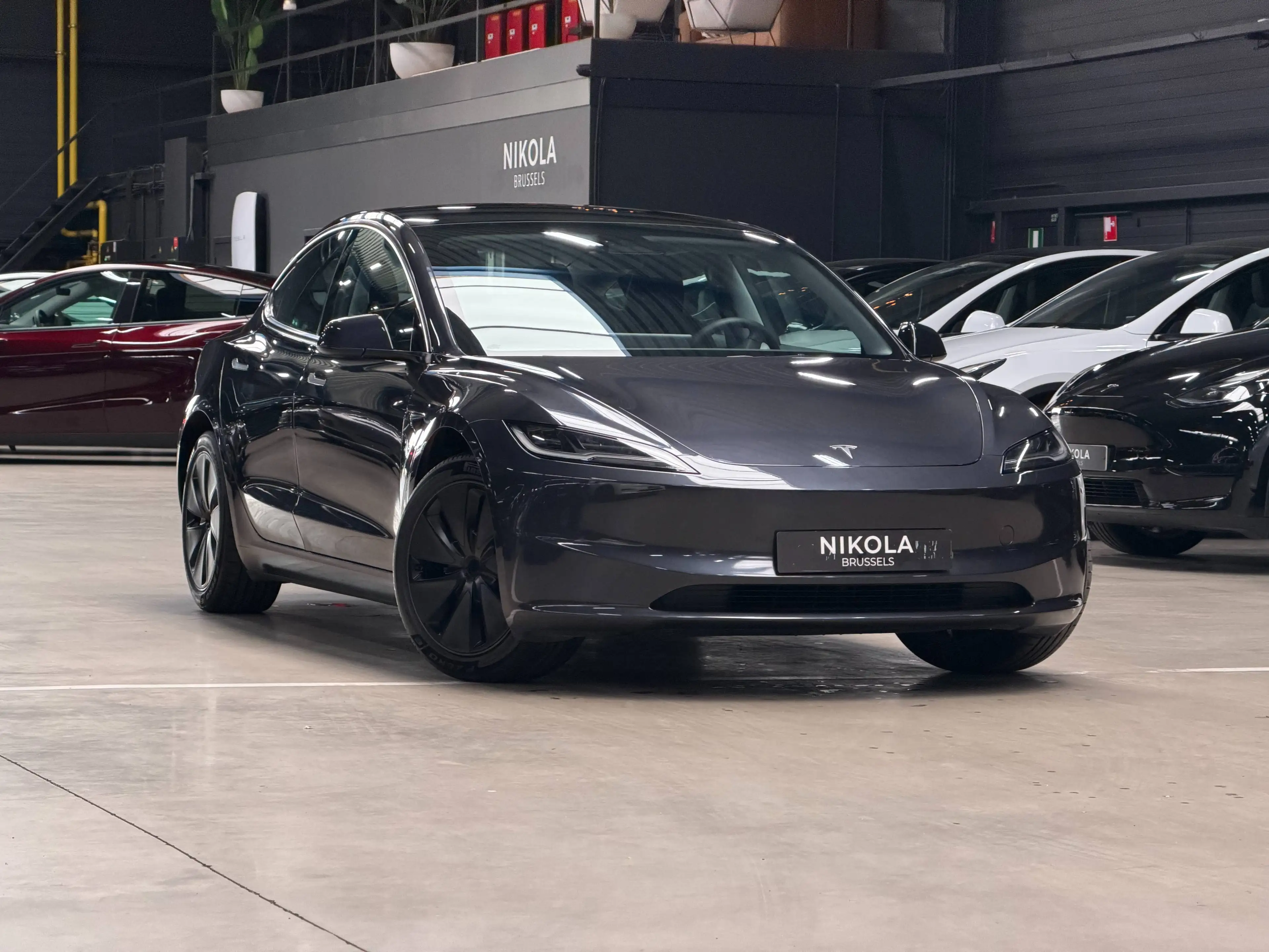 Tesla Model 3 HIGHLAND - RWD - HARDWARE 4 -  FSD READY - STEALTH GREY