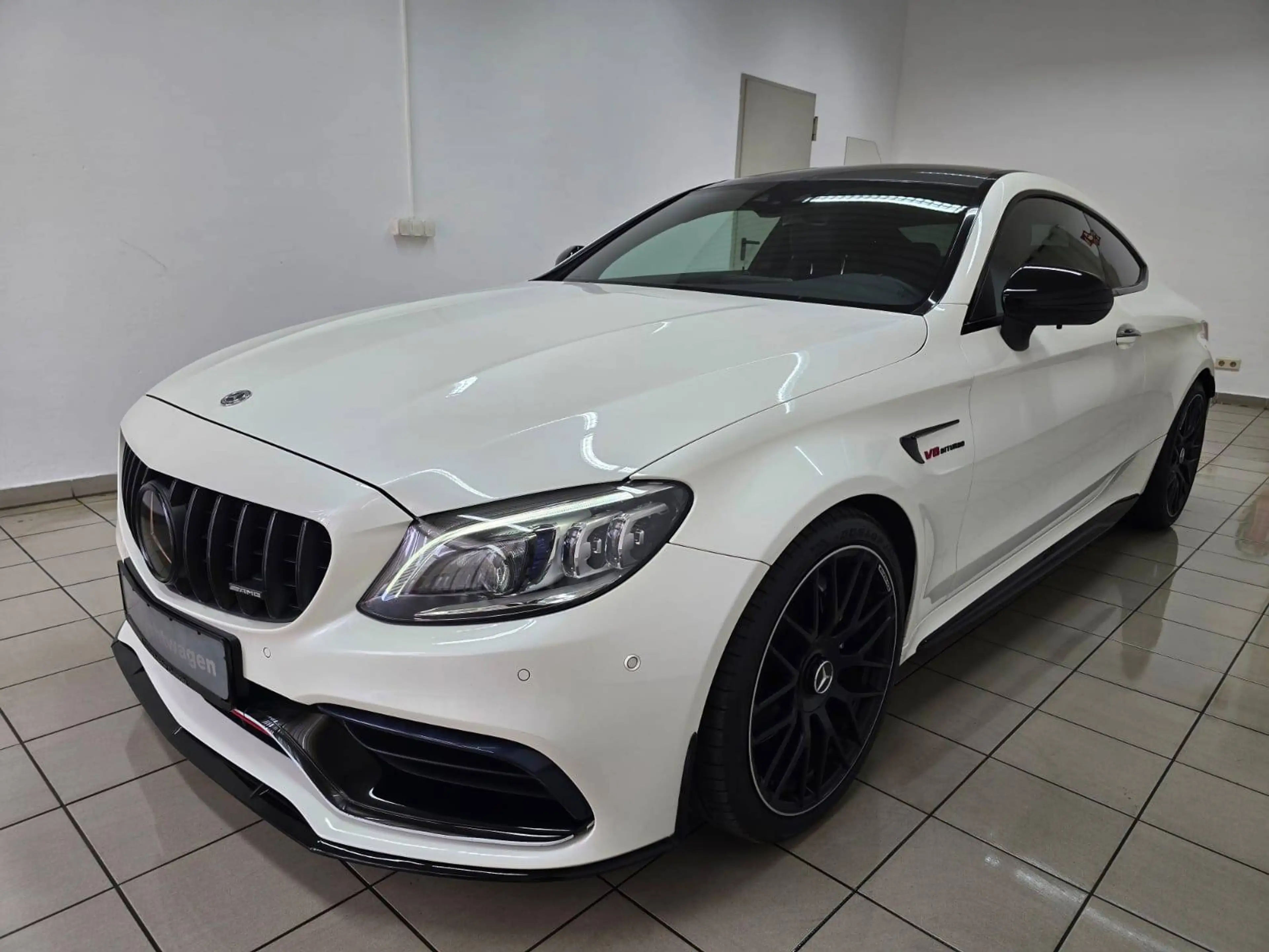 Mercedes-Benz C 63 AMG Coupe 4.0 V8 Multibeam Night Panorama Sportabgas NP106T€