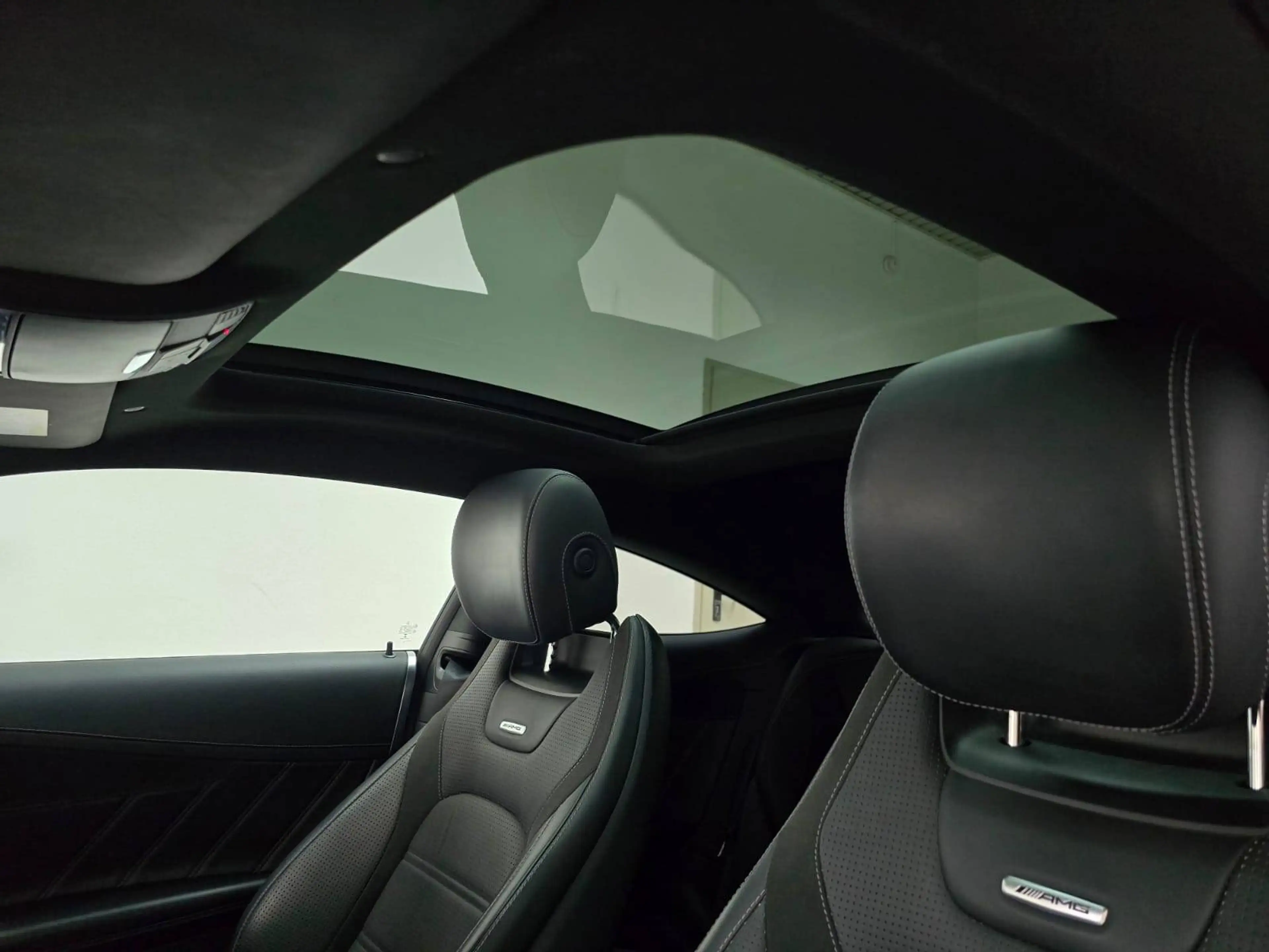 Mercedes-Benz C 63 AMG Coupe 4.0 V8 Multibeam Night Panorama Sportabgas NP106T€ — photo 8