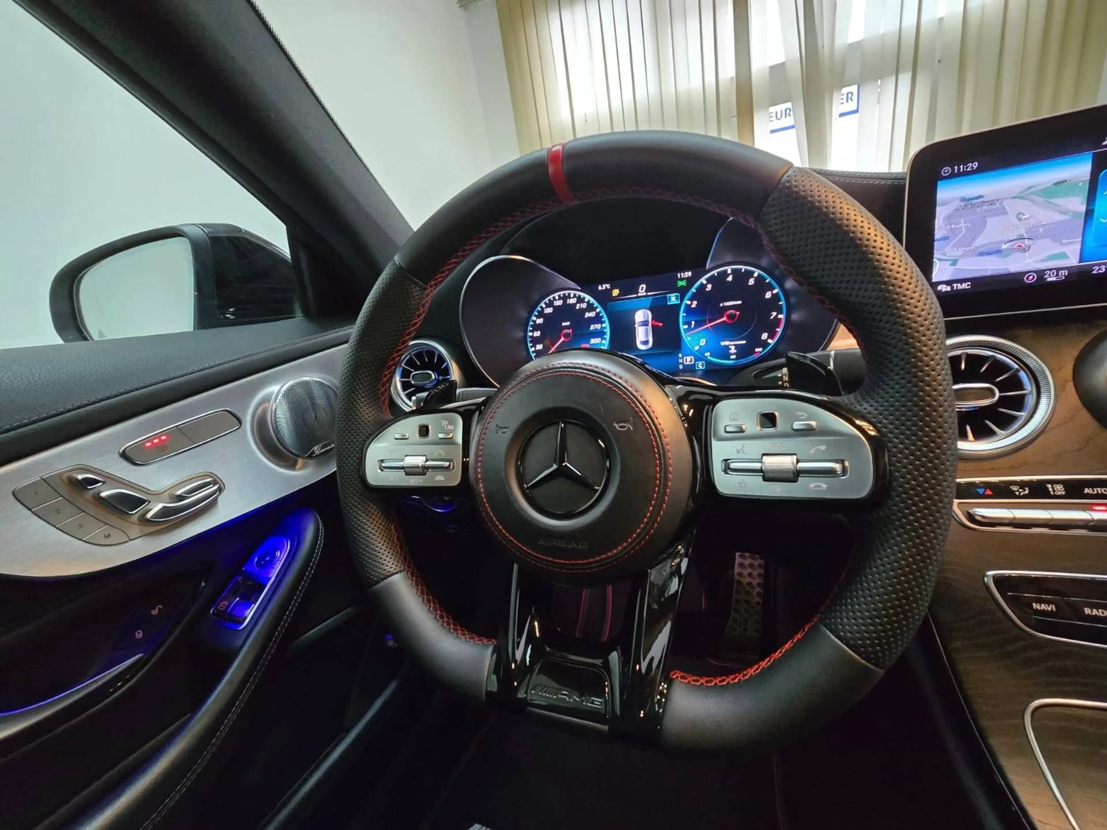 Mercedes-Benz C 63 AMG Coupe 4.0 V8 Multibeam Night Panorama Sportabgas NP106T€ — photo 12