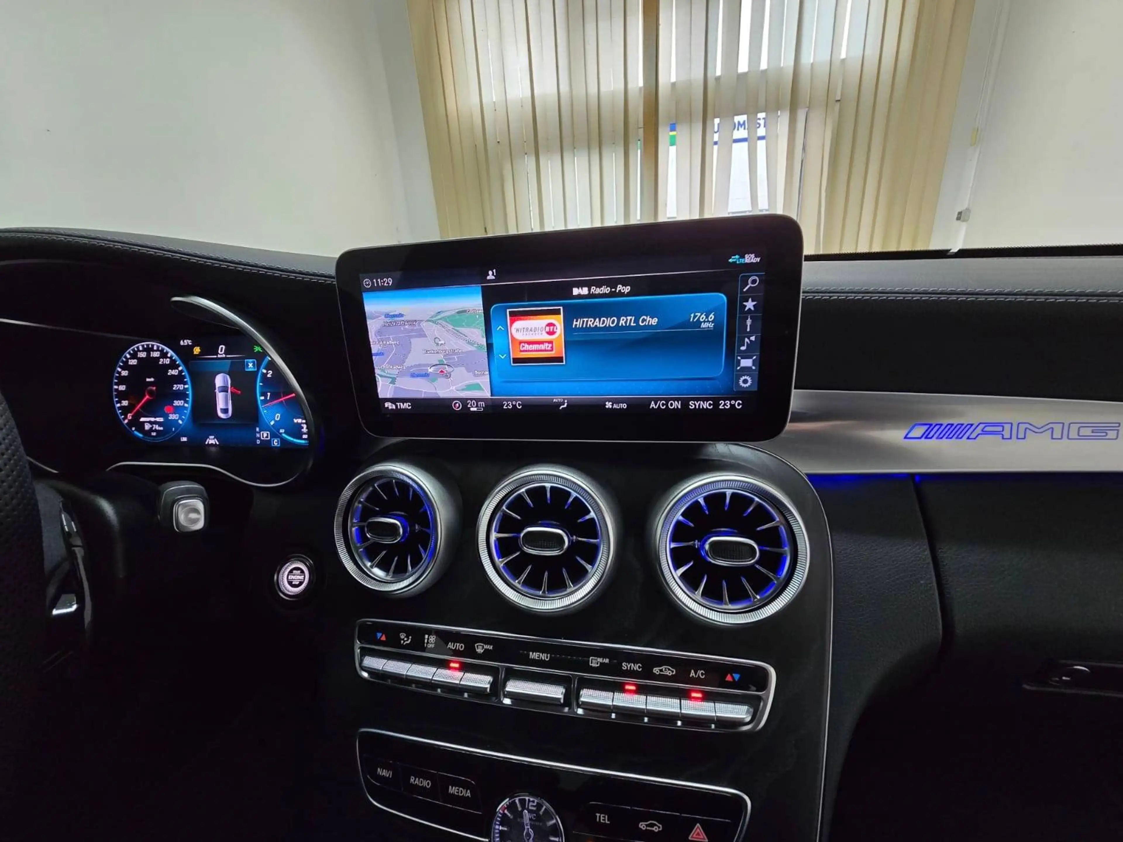 Mercedes-Benz C 63 AMG Coupe 4.0 V8 Multibeam Night Panorama Sportabgas NP106T€ — photo 15