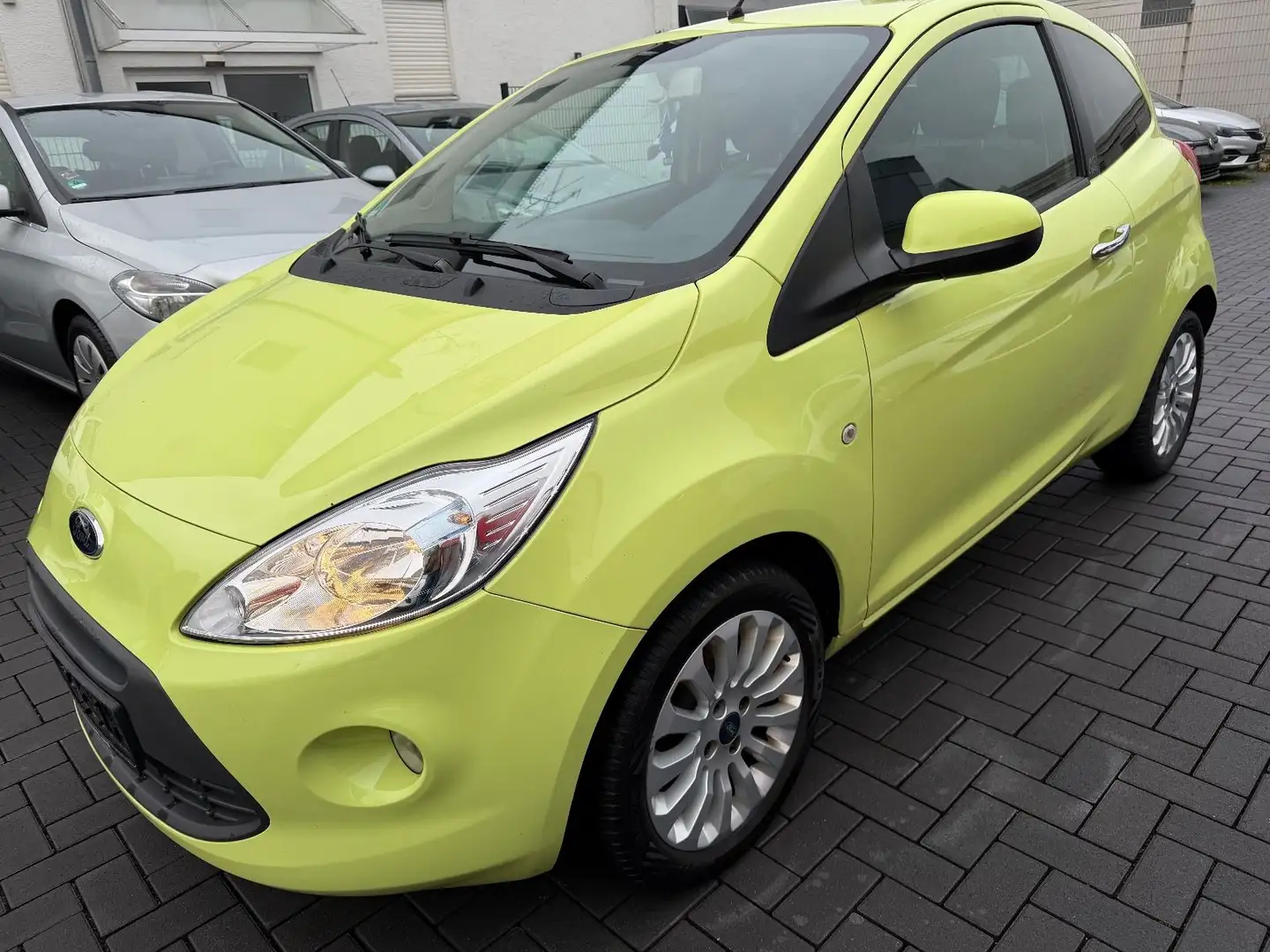 Ford Ka/Ka+ Titanium/Tüv bis 03-2027 Groen - 2