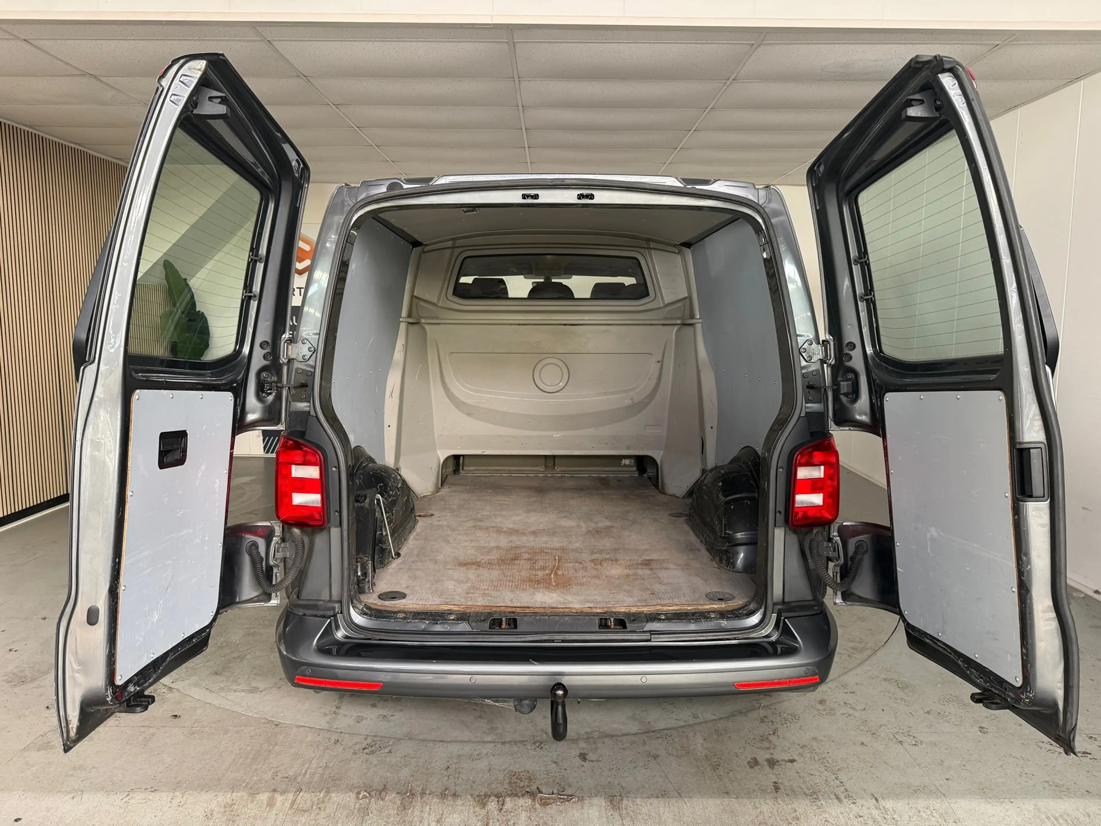 Volkswagen Transporter 2.0 TDI L2H1 4Motion Airco, Automaat, Navi, LMV, T — photo 12
