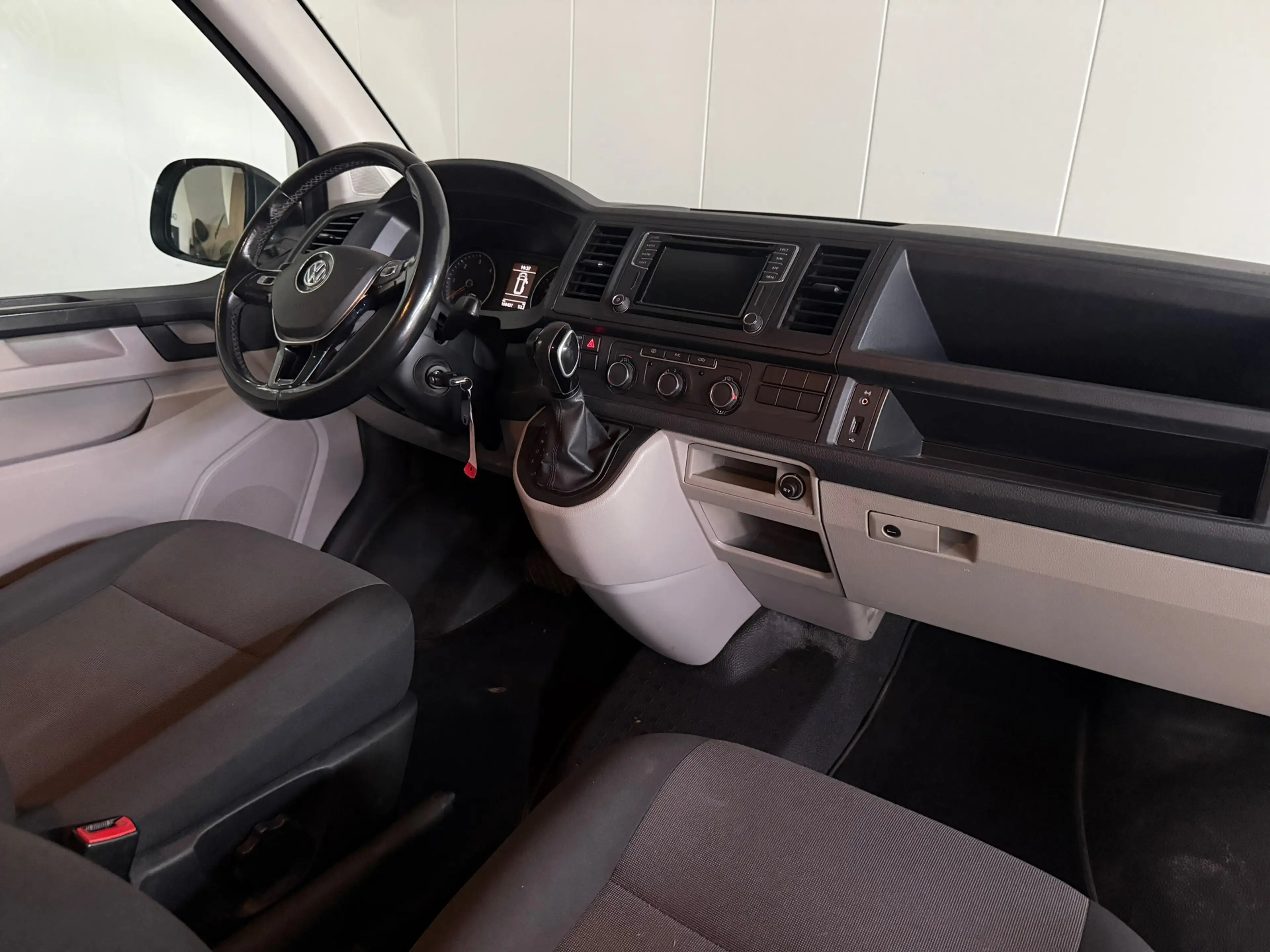 Volkswagen Transporter 2.0 TDI L2H1 4Motion Airco, Automaat, Navi, LMV, T — photo 3
