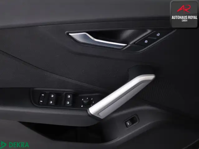 Audi Q2 view 14