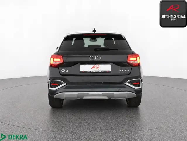 Audi Q2 view 4