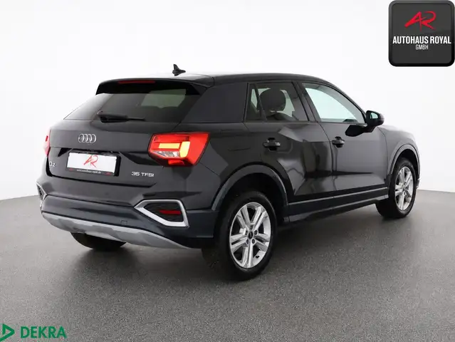 Audi Q2 view 5