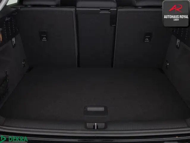 Audi Q2 view 13