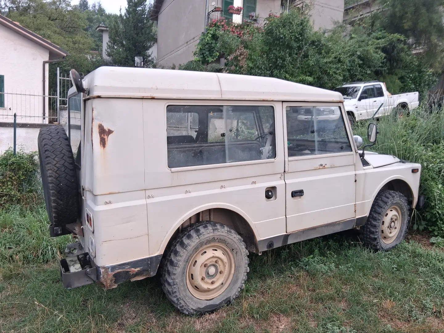 Fiat Campagnola Campagnola 2.0 hard-top lunga Бежевий - 1
