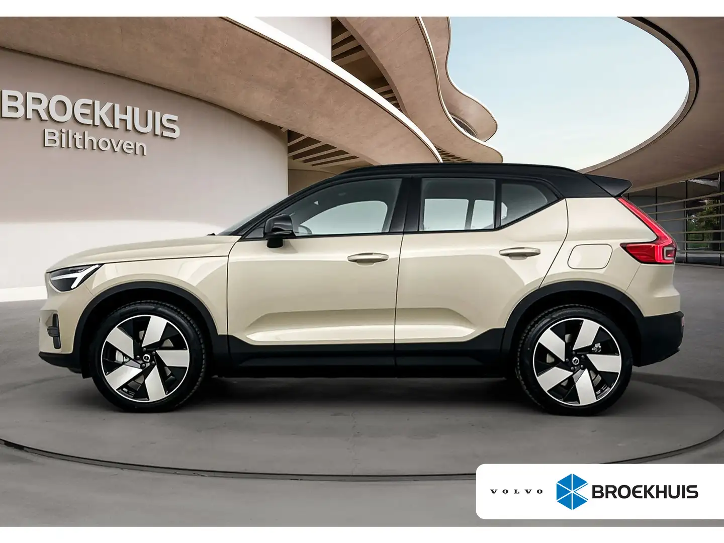 Volvo EX40 Extended Range Plus Dark 82 kWh | PDC + Camera | S Brun - 1