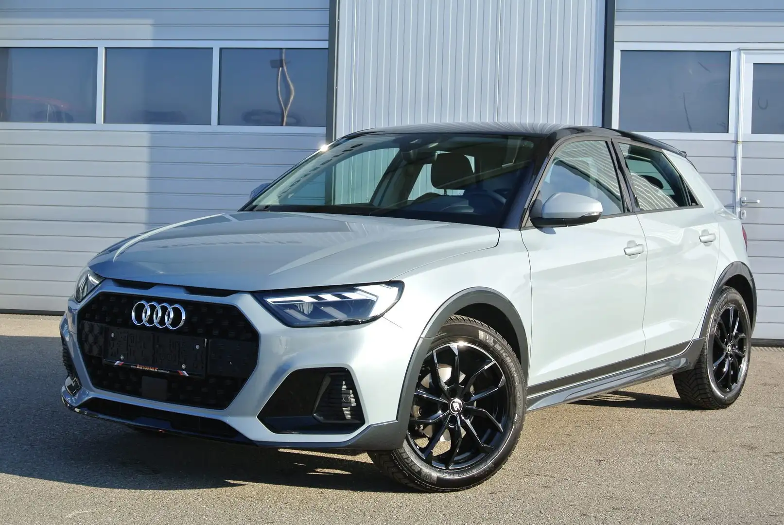 Audi A1 Sportback 30 TFSI Allstreet  * LED * SHZ * PDC * Grau - 1