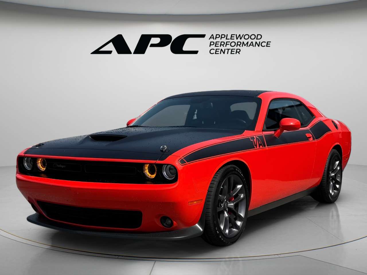 2023 Dodge Challenger R/T RWD — photo 2