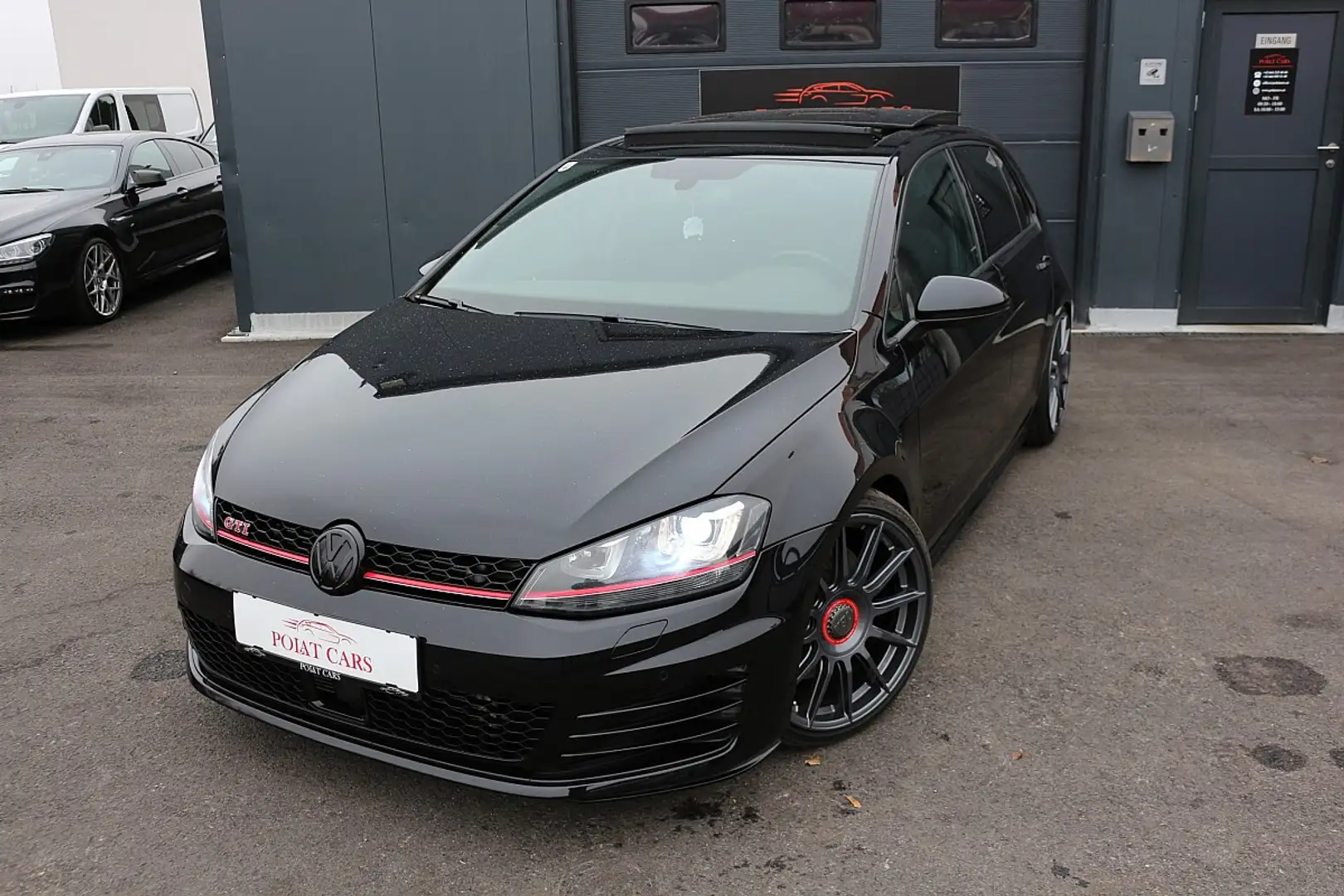 Volkswagen Golf GTI 2,0 TSI DSG Performance *ACC* *KW* *PANO* Schwarz - 1