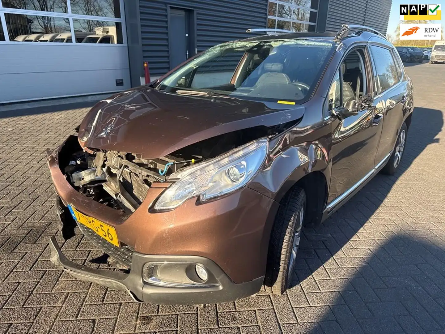 Peugeot 2008 1.6 VTi Allure 1.6 VTI 16V MPV Benzine 1.598cc 88k Bruin - 1