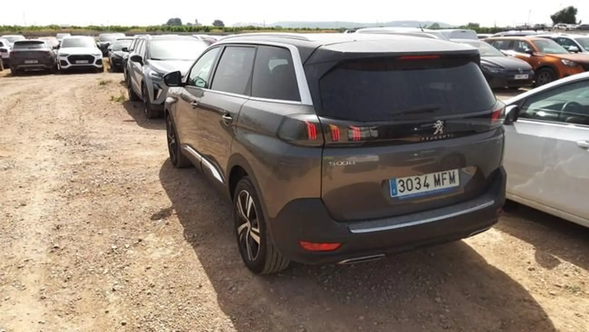 Peugeot 5008 1.5 BlueHDi 96kW S&S GT EAT8 Gris - 2