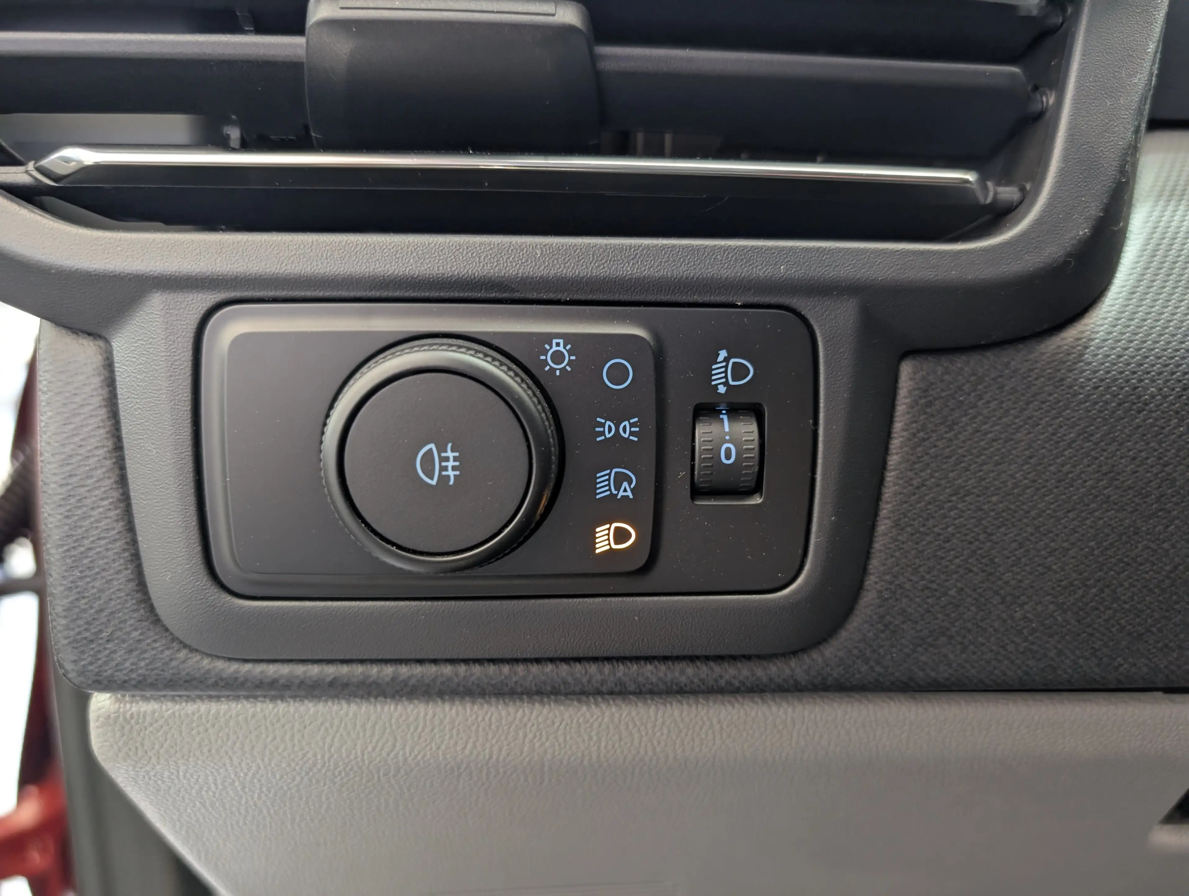 Ford Tourneo Custom 2.0 EcoBlue L1 Titanium — photo 7