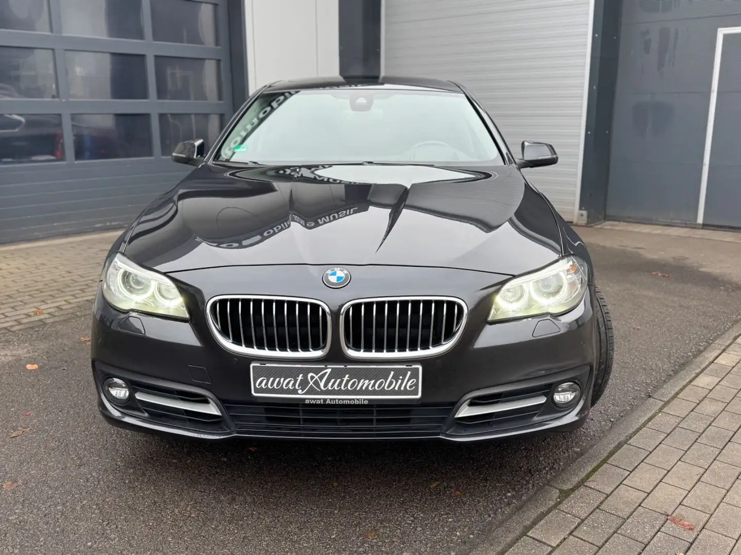 BMW 525 5 Limousine 525 d xDrive Soft-Close-Automati Grau - 2