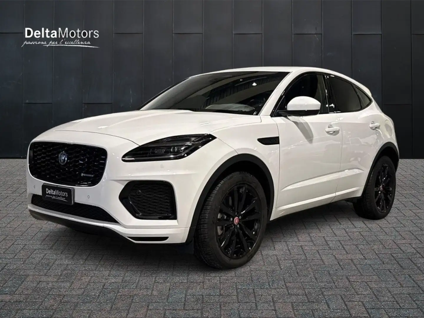 Jaguar E-Pace 2021 - E-Pace 1.5 i3 phev R-Dynamic SE awd 309cv a Bianco - 1