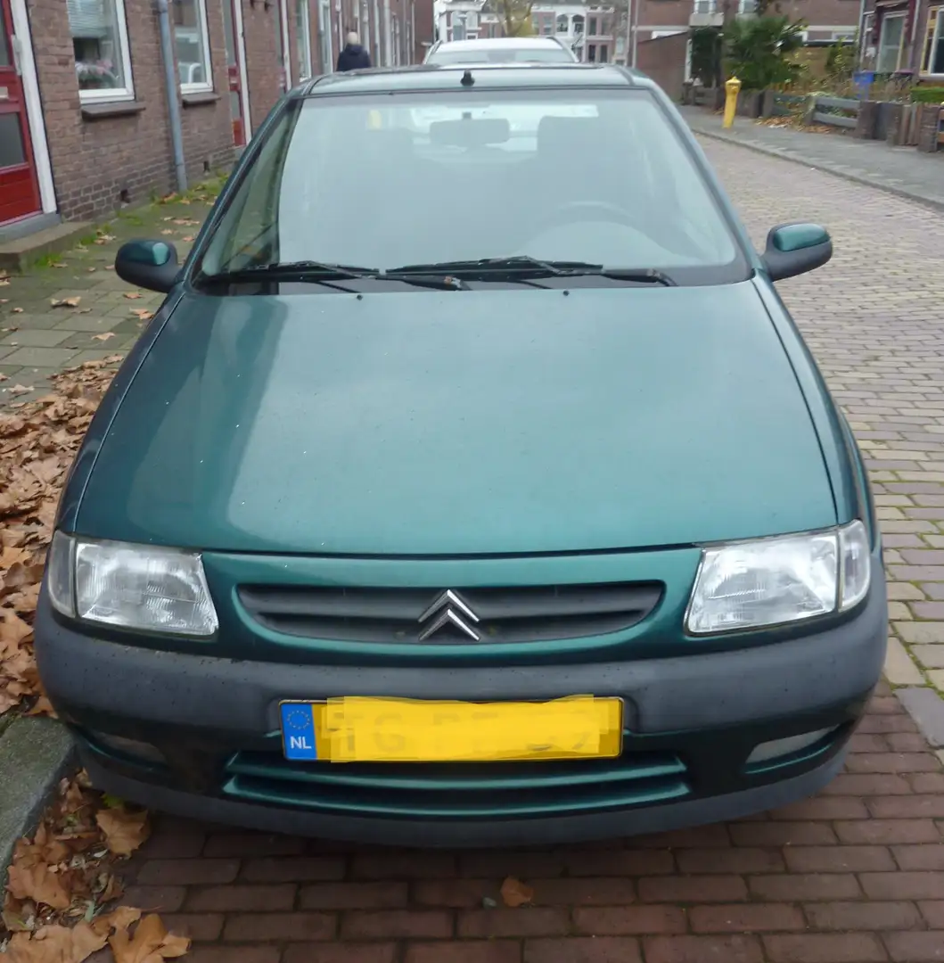 Citroen SAXO SAXO 1.4i Exclusive Grün - 2