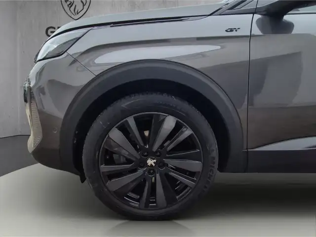 Peugeot 5008 view 11