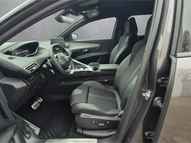 Peugeot 5008 view 9