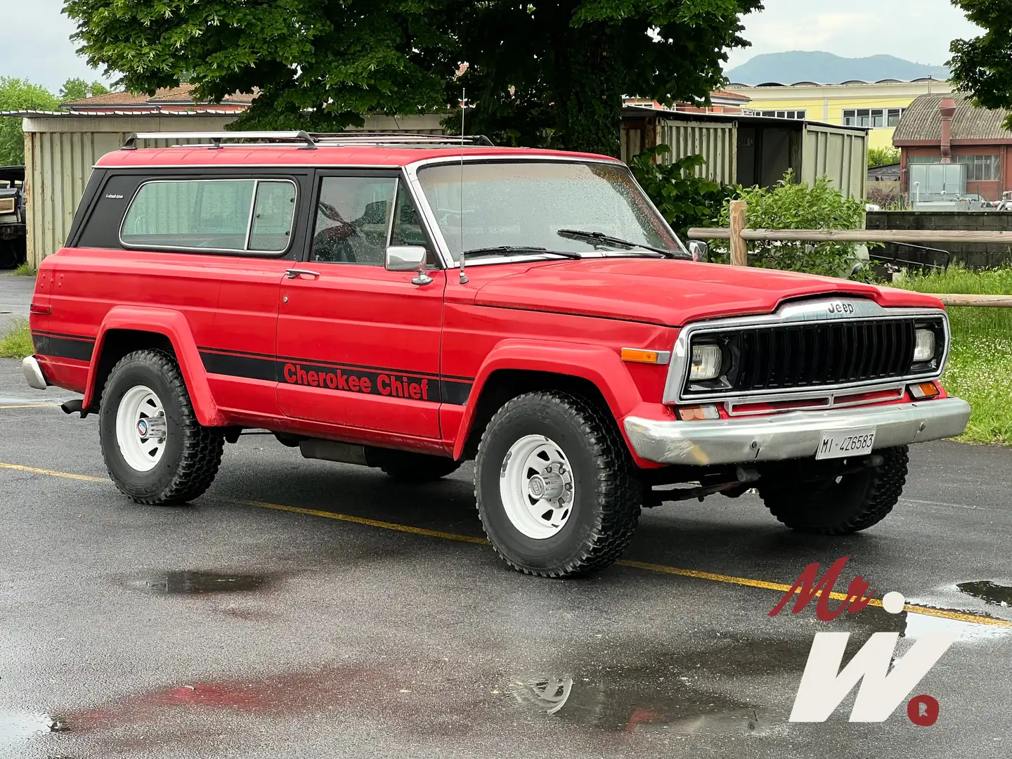 Jeep Cherokee 1982  4200 Rot - 2