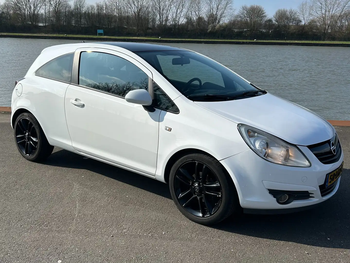 Opel Corsa 1.2-16V 111 Edition Blanco - 1