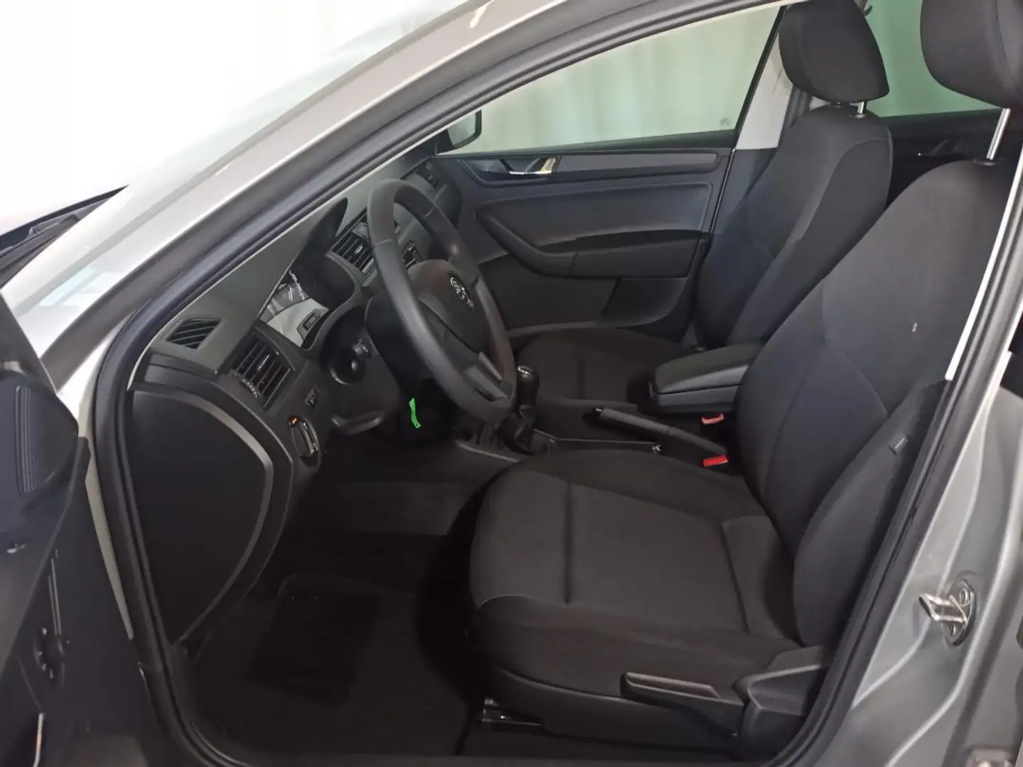 Skoda Rapid/Spaceback Active 1.0 TSI Klima LightAssist Beige - 2
