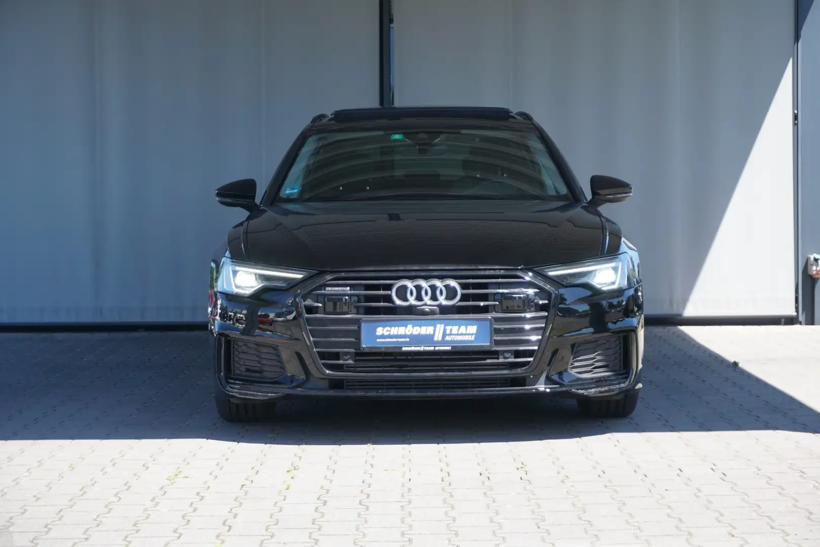 Audi A6 Avant 55 TFSI e S-line Navi Pano Assist+ AHK HU Czarny - 2