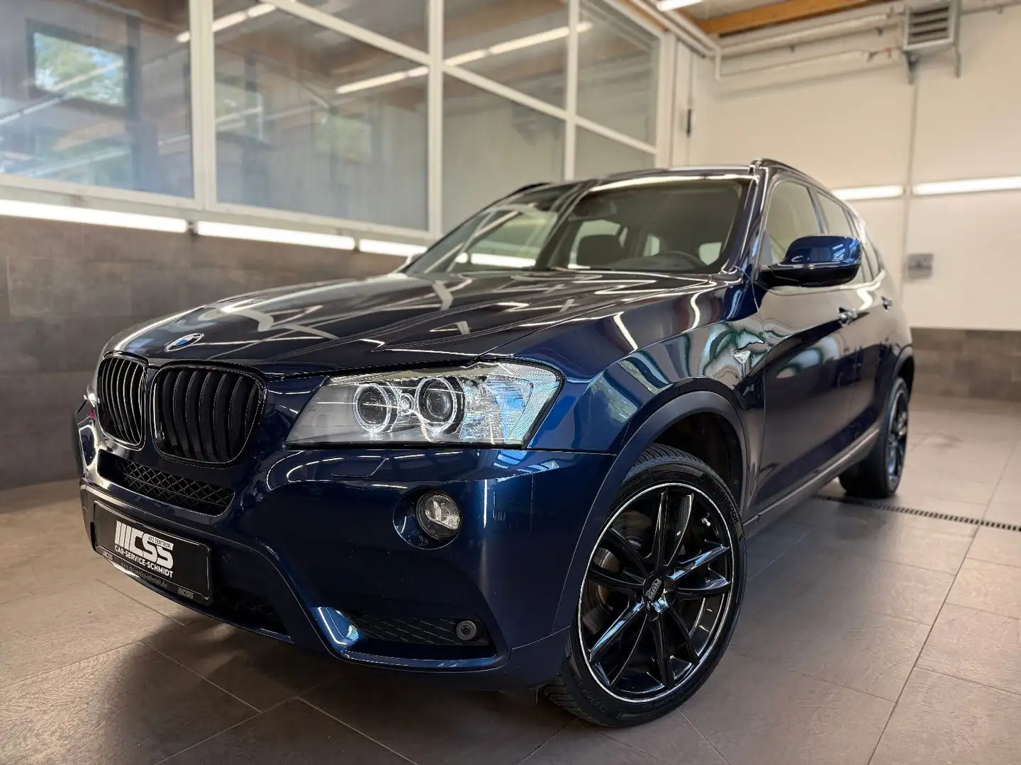 BMW X3 xDrive20d STANDHZG NAVI HUD XENON DAB SHZ CAM Bleu - 1