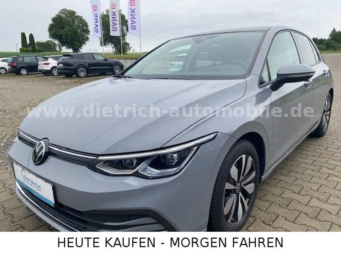 Volkswagen Golf VIII 2,0TDi DSG AHK PDC PANORAMA KAMERA ACC Gris - 1