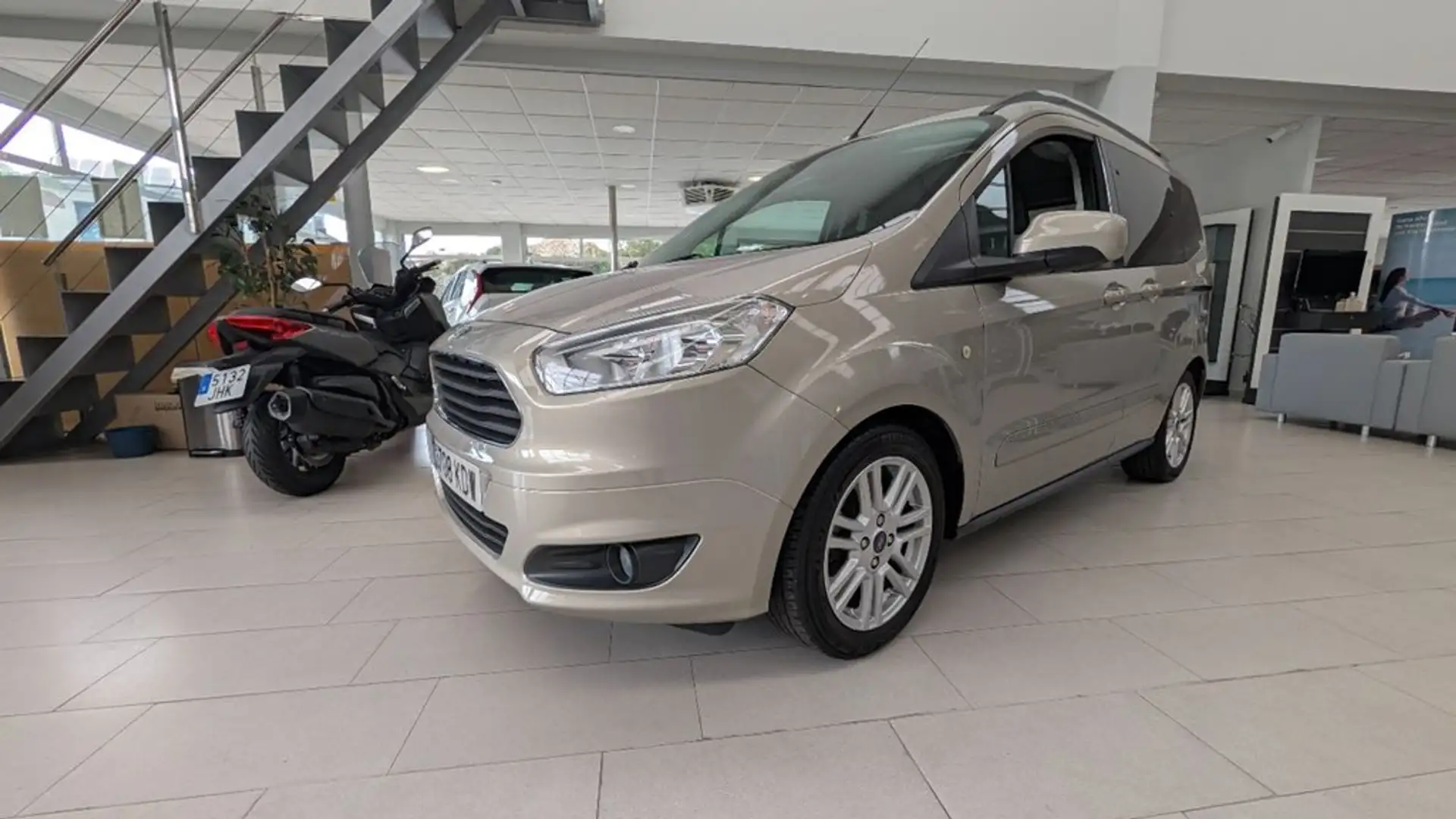 Ford Tourneo Courier 1.0 Ecoboost Ambiente Beige - 2