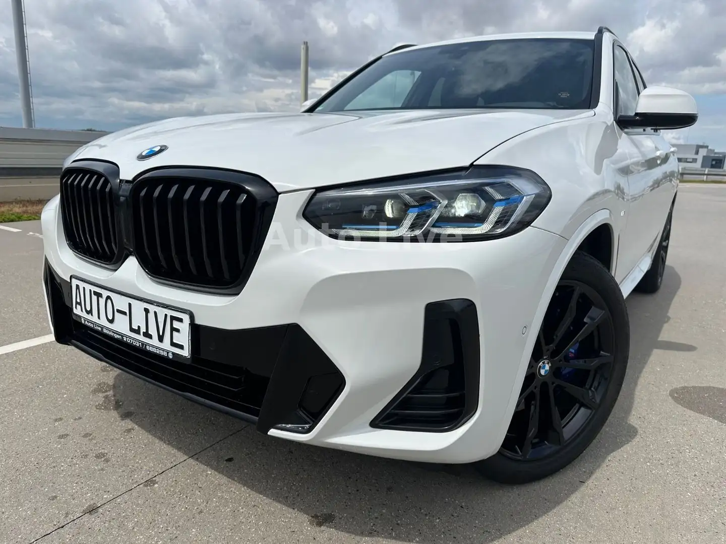 BMW X3 xDrive 30d *SAG*M PAKET*VIRTU*LASER*DISPLAY! Weiß - 1