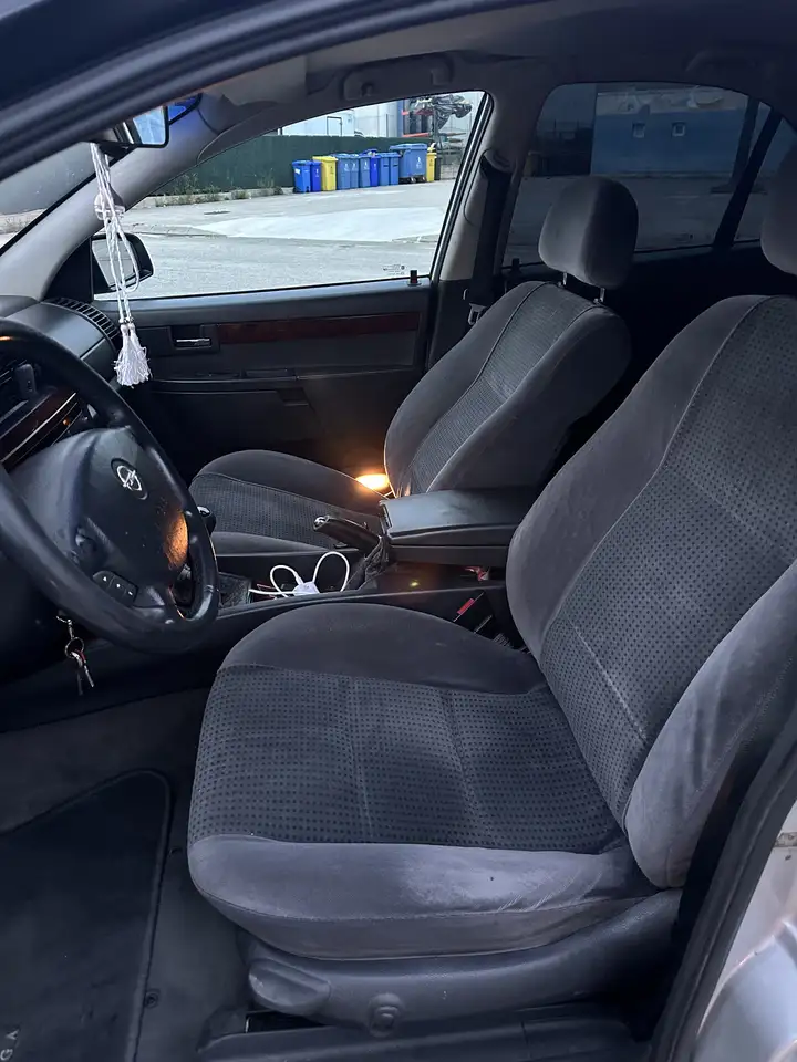 Opel Omega 2.5DTI Elegance, foto 9