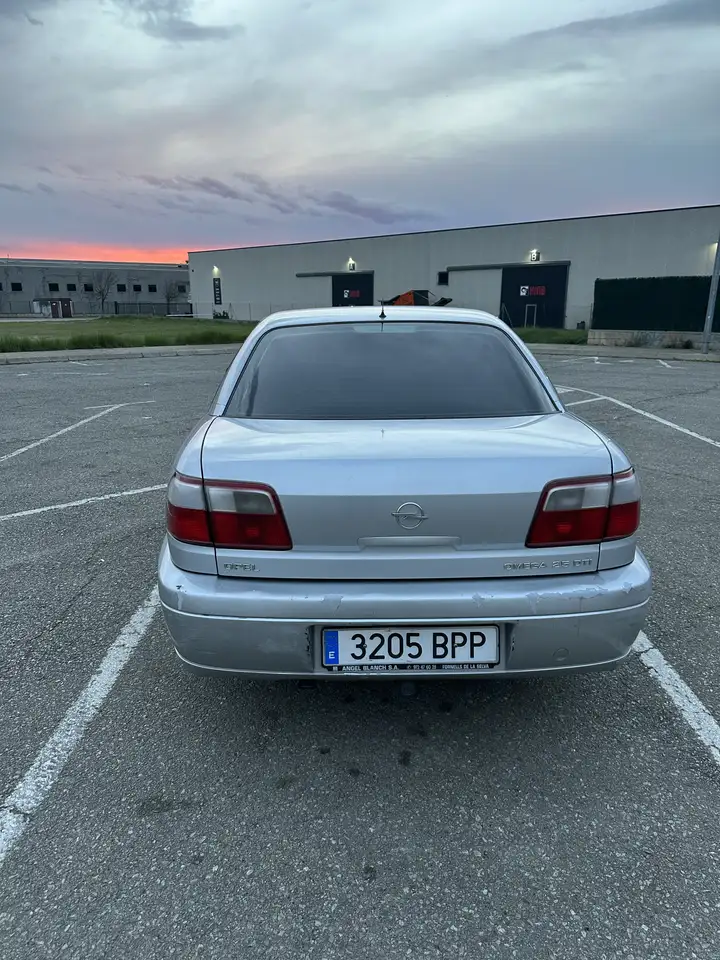 Opel Omega 2.5DTI Elegance, foto 2