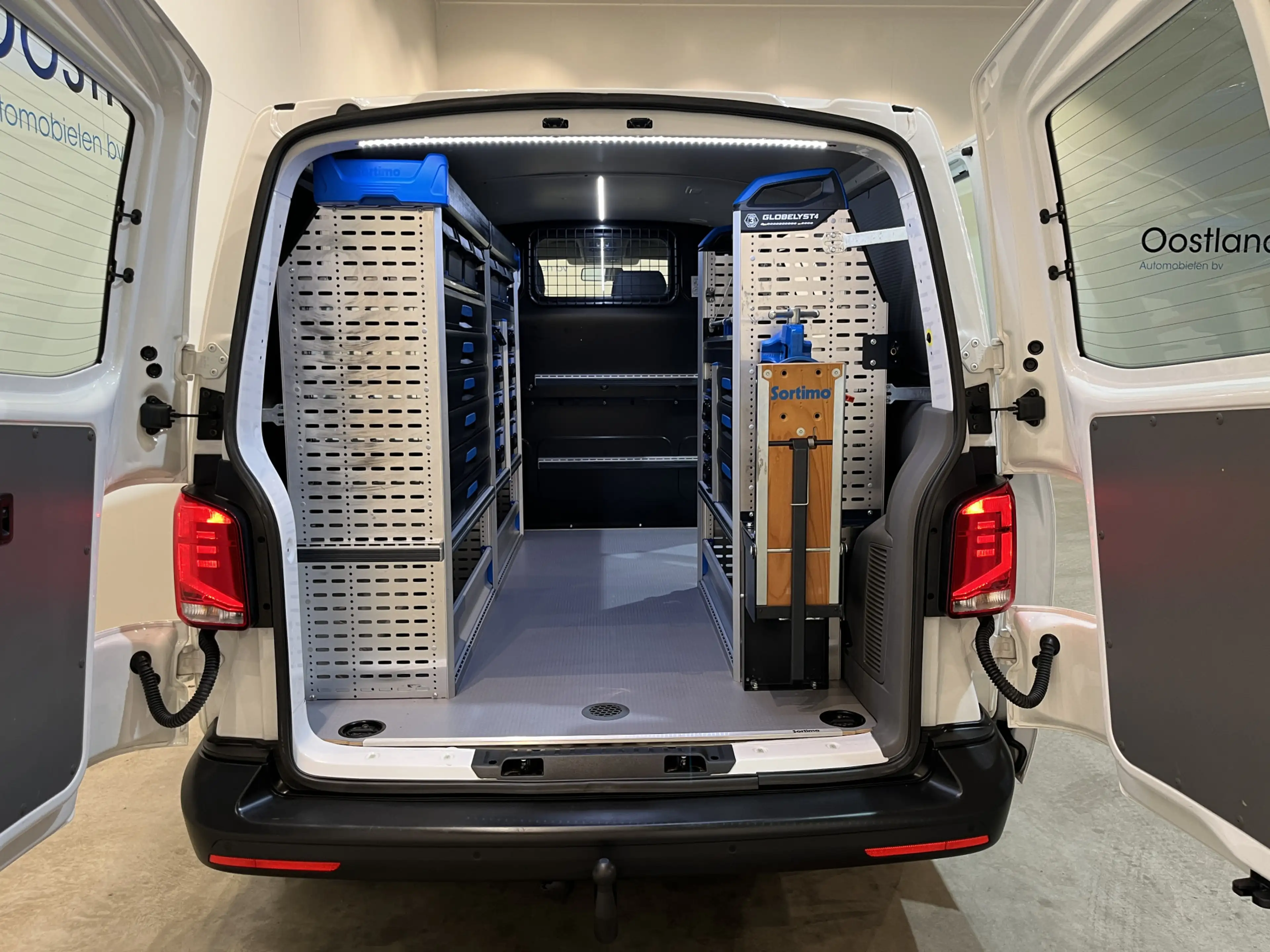 Volkswagen T6.1 Transporter 2.0 TDI L1H1 150 PK Servicebus / Sortimo Inrichtin — photo 4