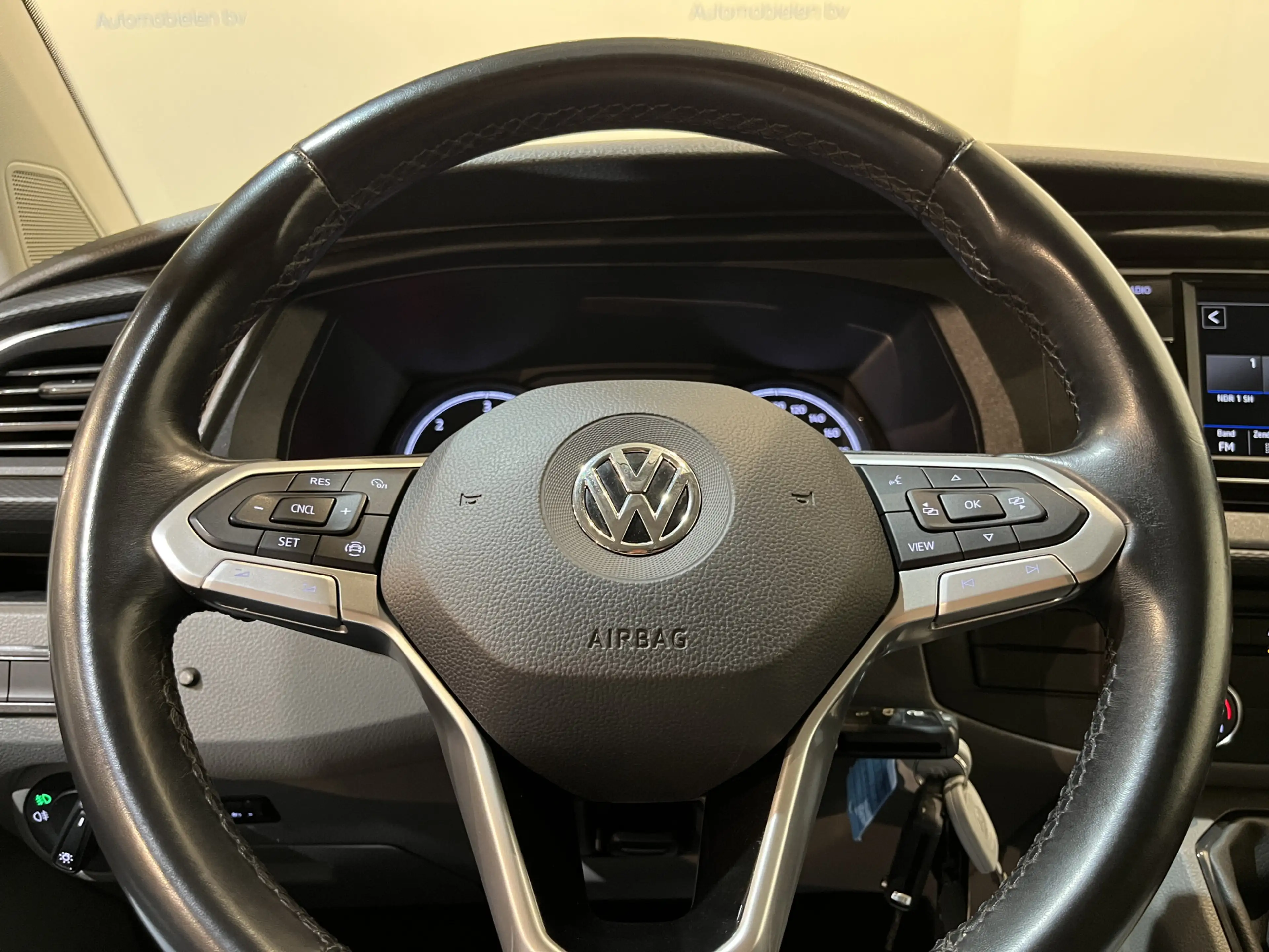 Volkswagen T6.1 Transporter 2.0 TDI L1H1 150 PK Servicebus / Sortimo Inrichtin — photo 12