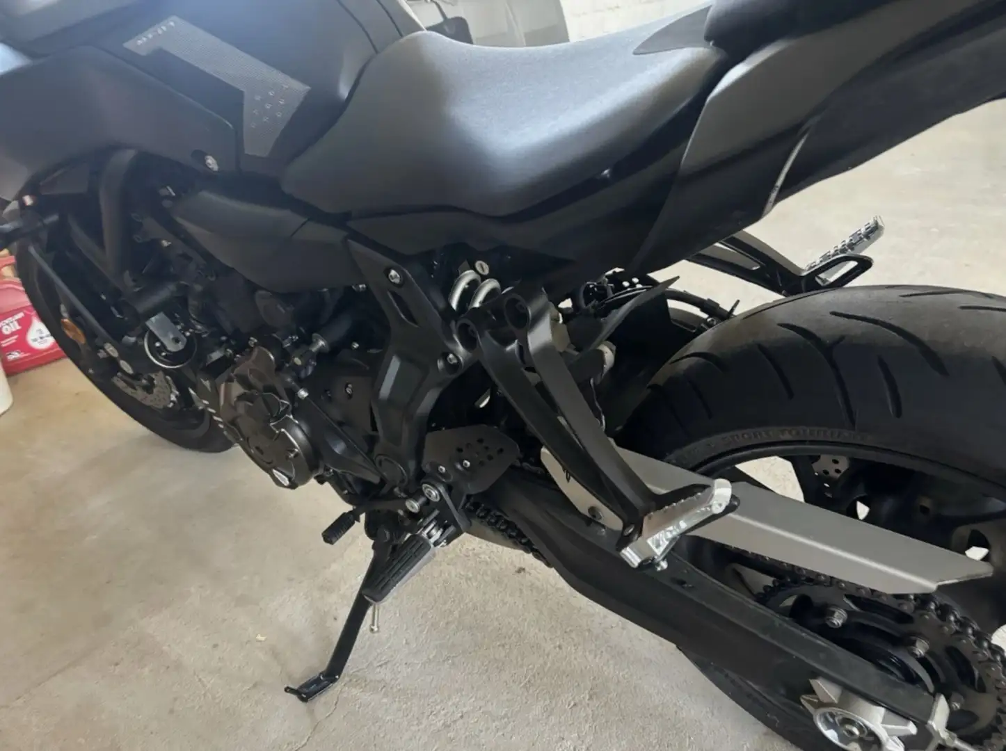 Yamaha MT-07 Schwarz - 2
