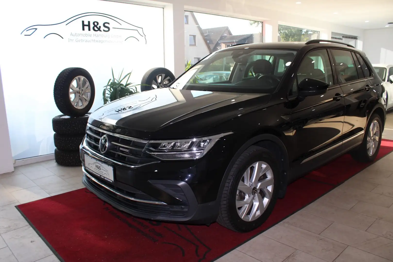 Volkswagen Tiguan 1.5 TSI Standheizung*LED*Sitzheizung Schwarz - 2