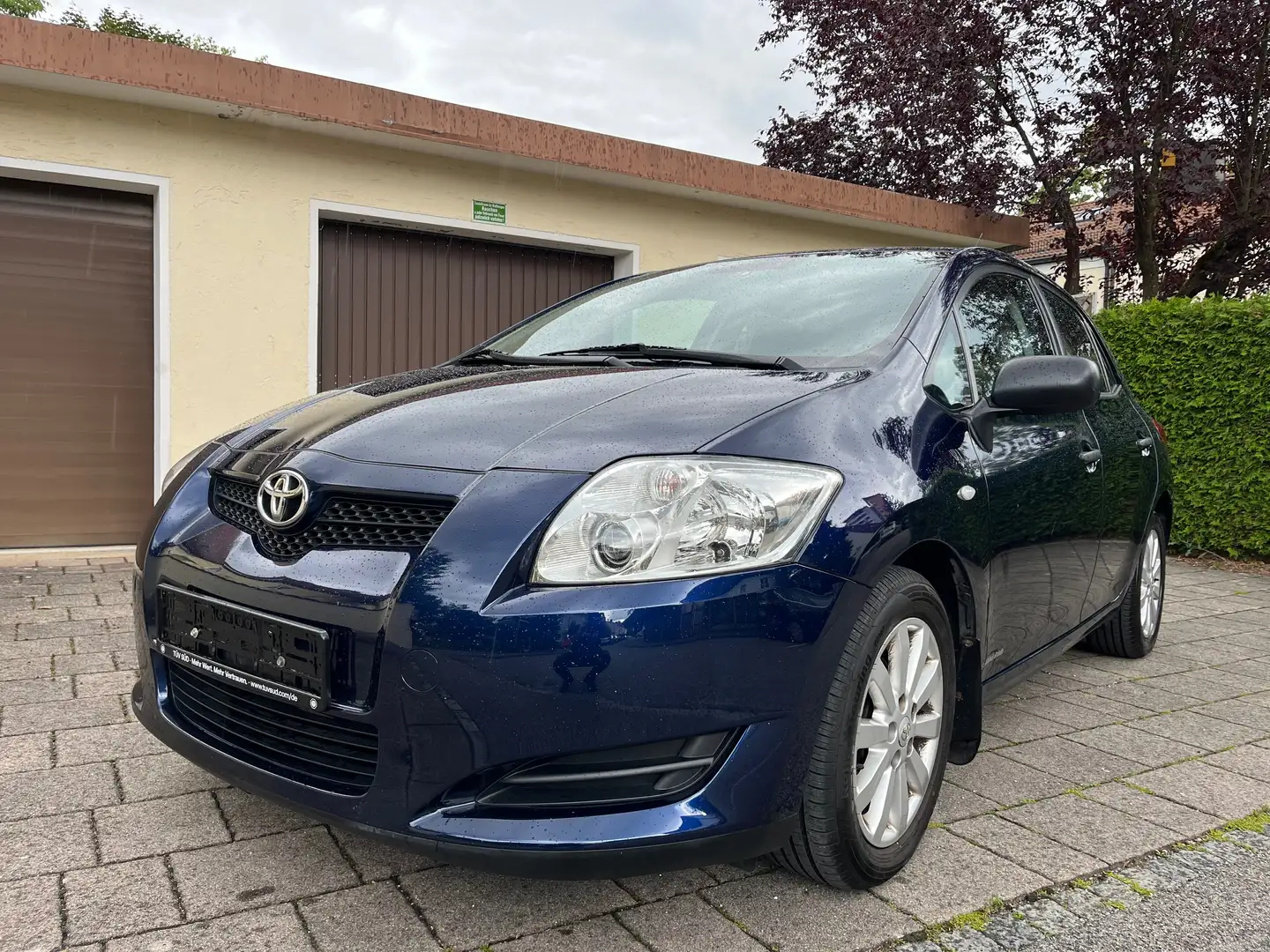 Toyota Auris Auris 1.4 D-4D Life+ 5-Türer Klima-AHK-TÜV Blue - 1