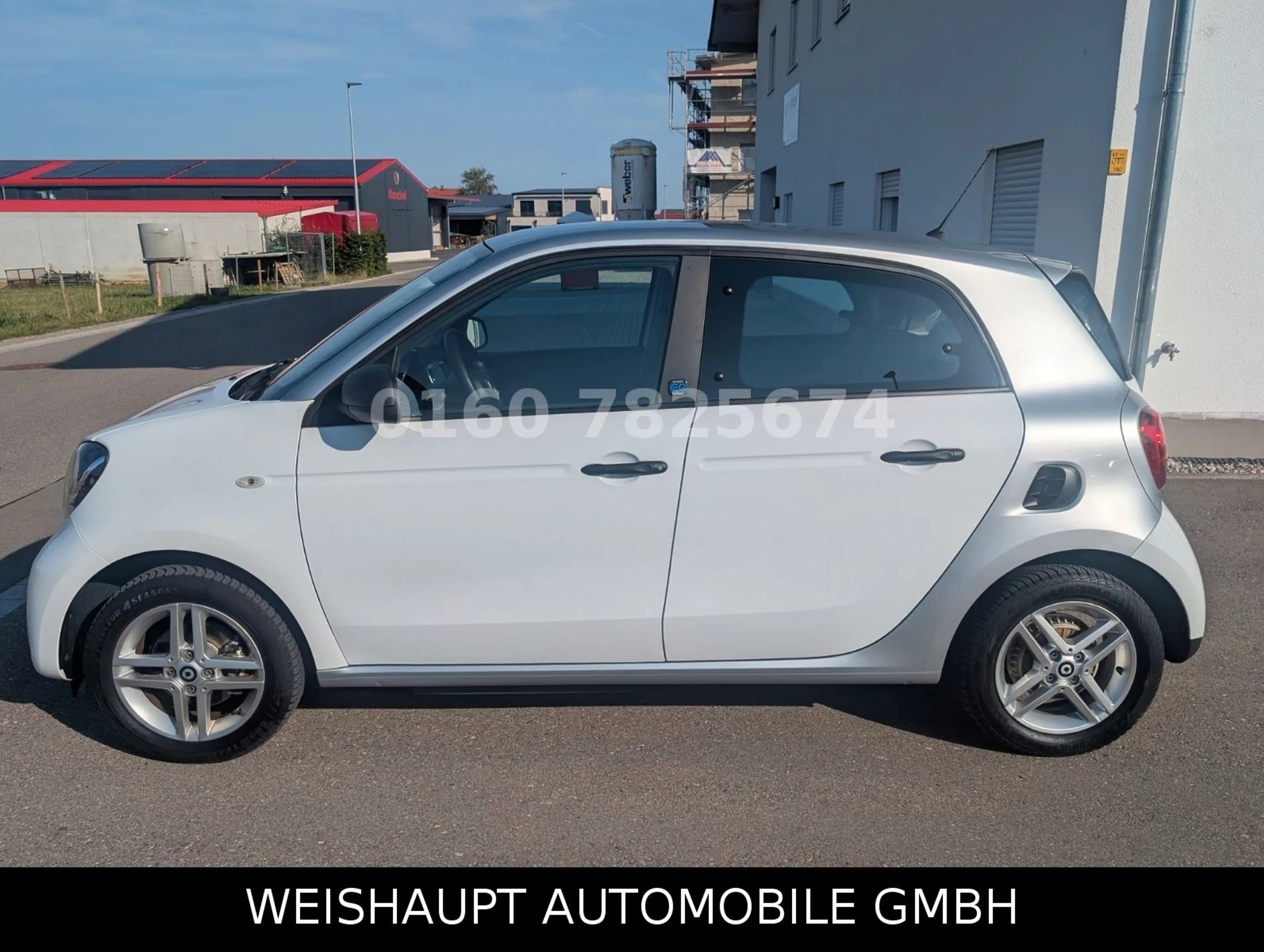 smart forFour forfour EQ -Car-Play.-22kw-Sitzh.-PDC- — photo 3